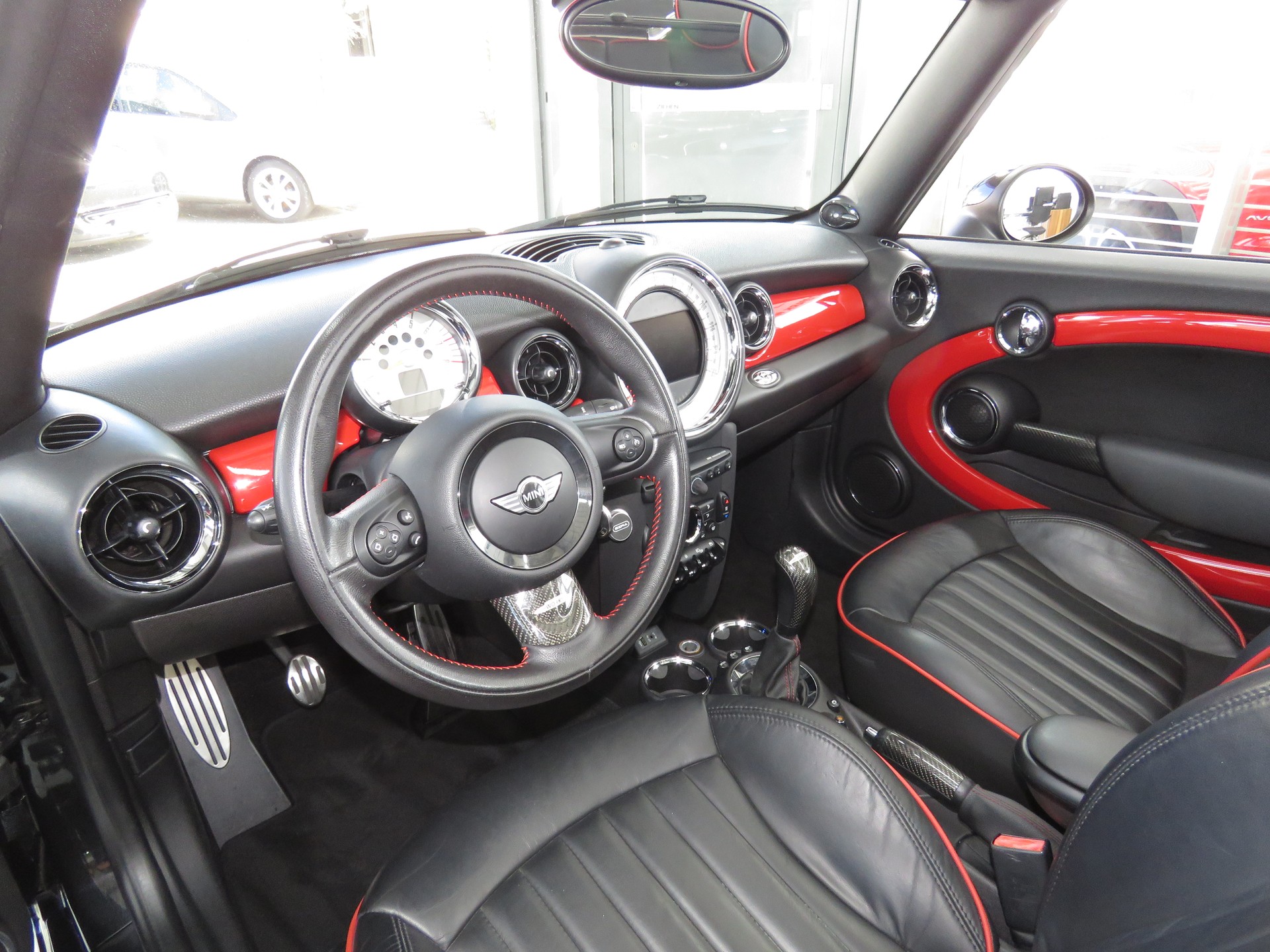 MINI Cooper S Cabriolet-image-10