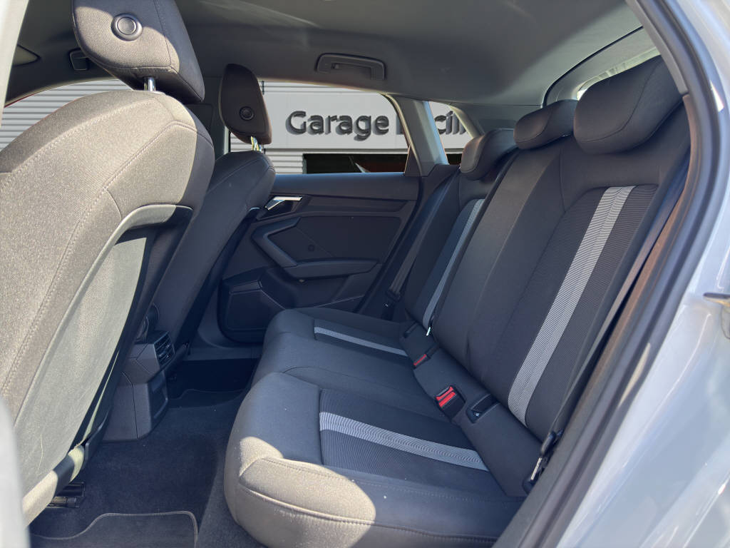 AUDI A3 Sportback 2.0 40 TFSI Advanced quattro S-Tronic-image-10