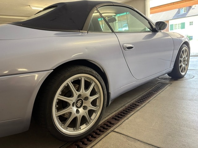 PORSCHE 3.4 Carrera 4-image-0