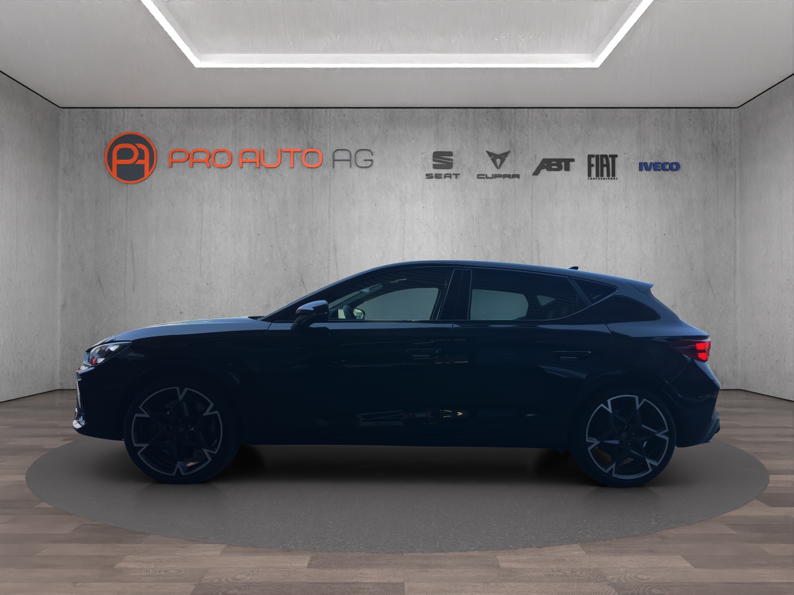 CUPRA LEON 2.0 TSI VZ DSG-image-1