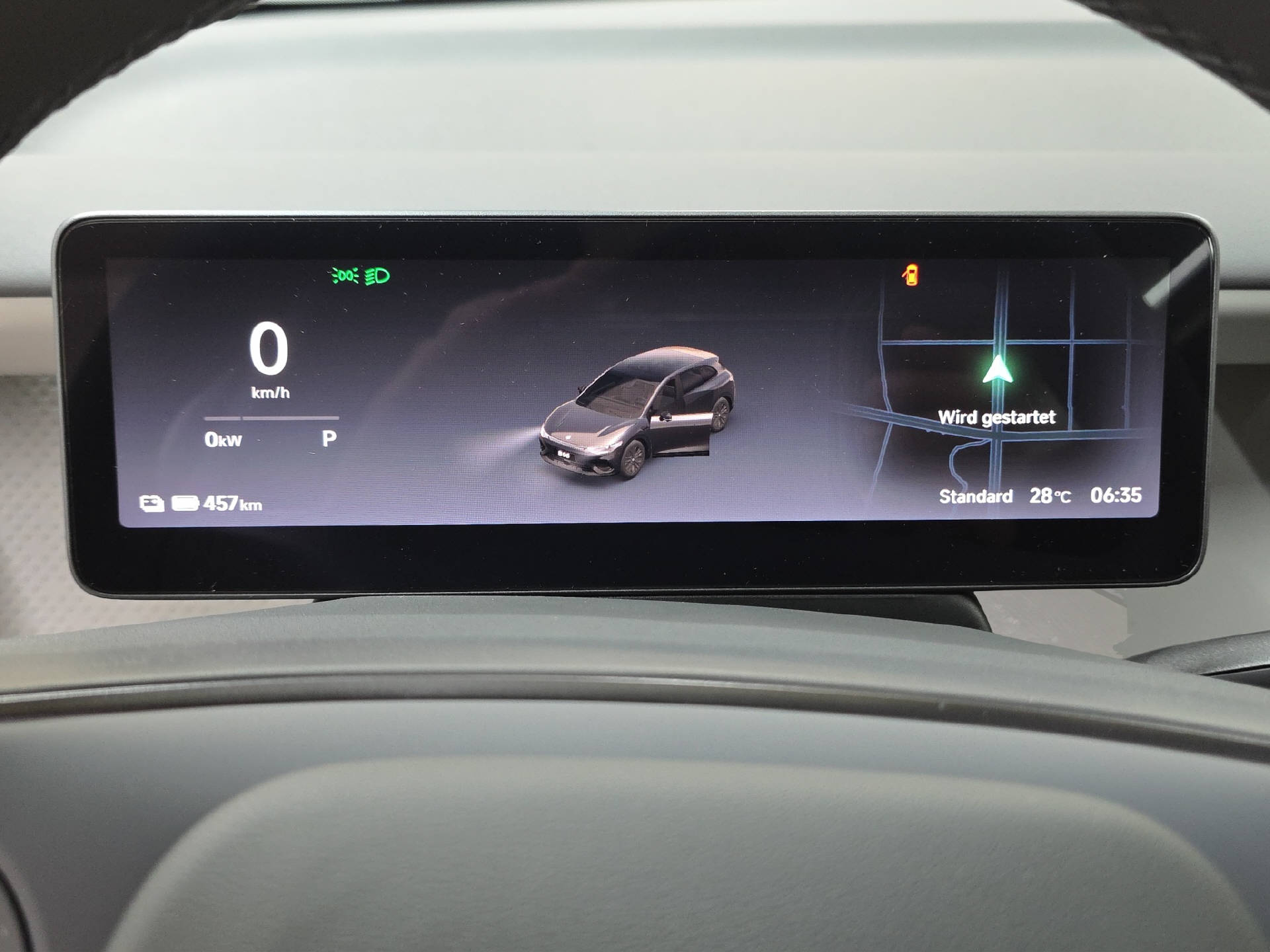 LEAPMOTOR B05 EV-image-6