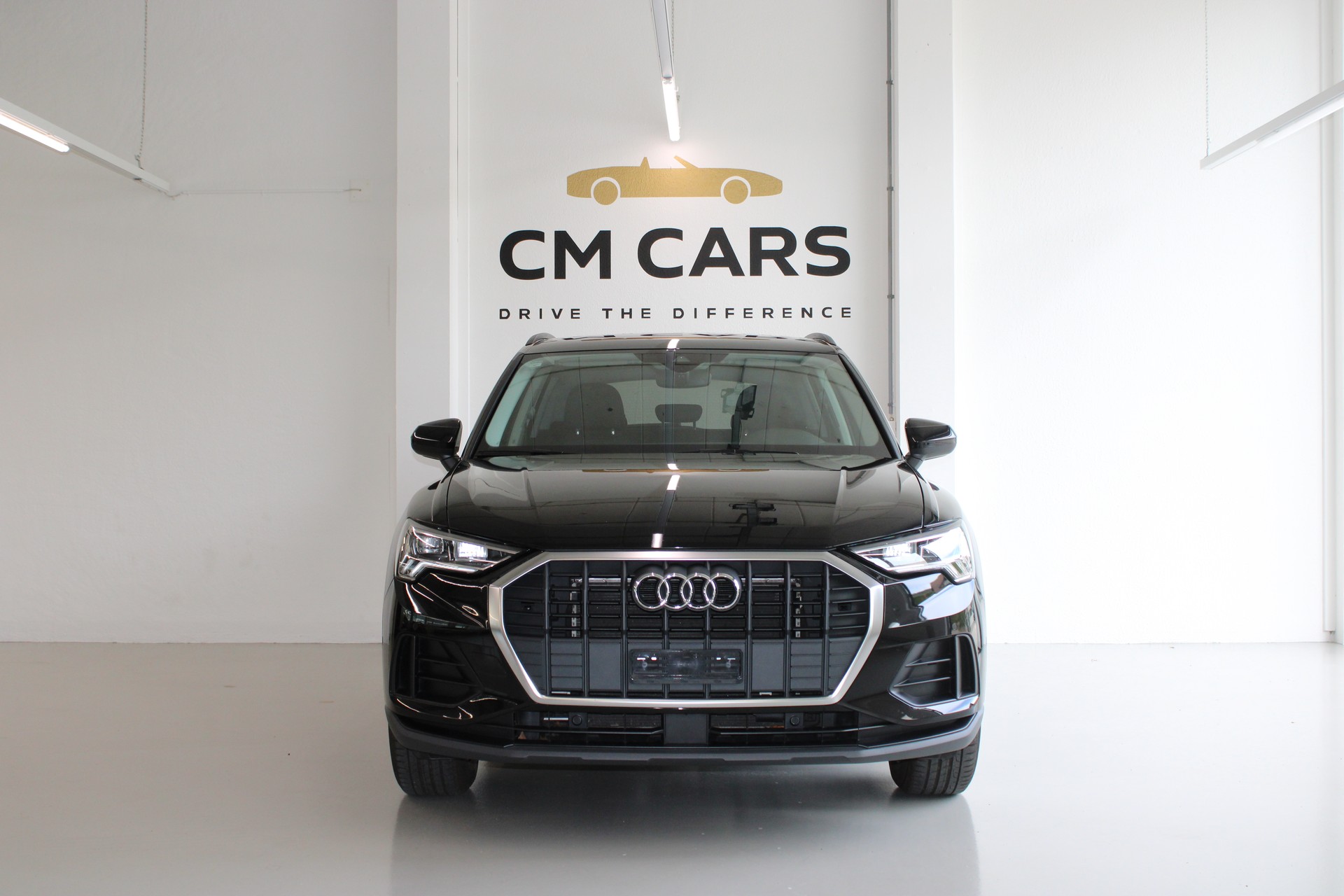 AUDI Q3 35 TFSI S-tronic-image-1