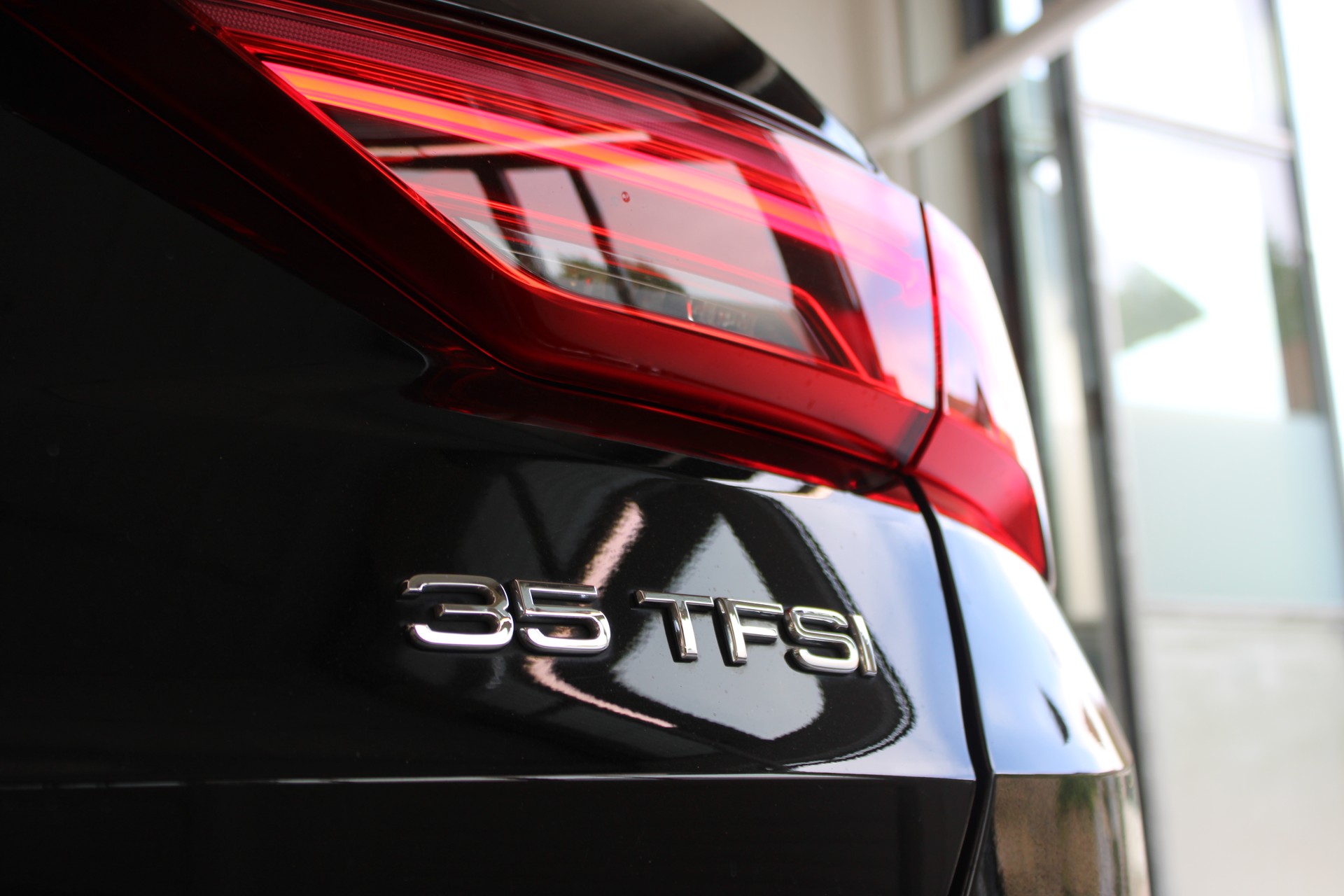 AUDI Q3 35 TFSI S-tronic-image-20