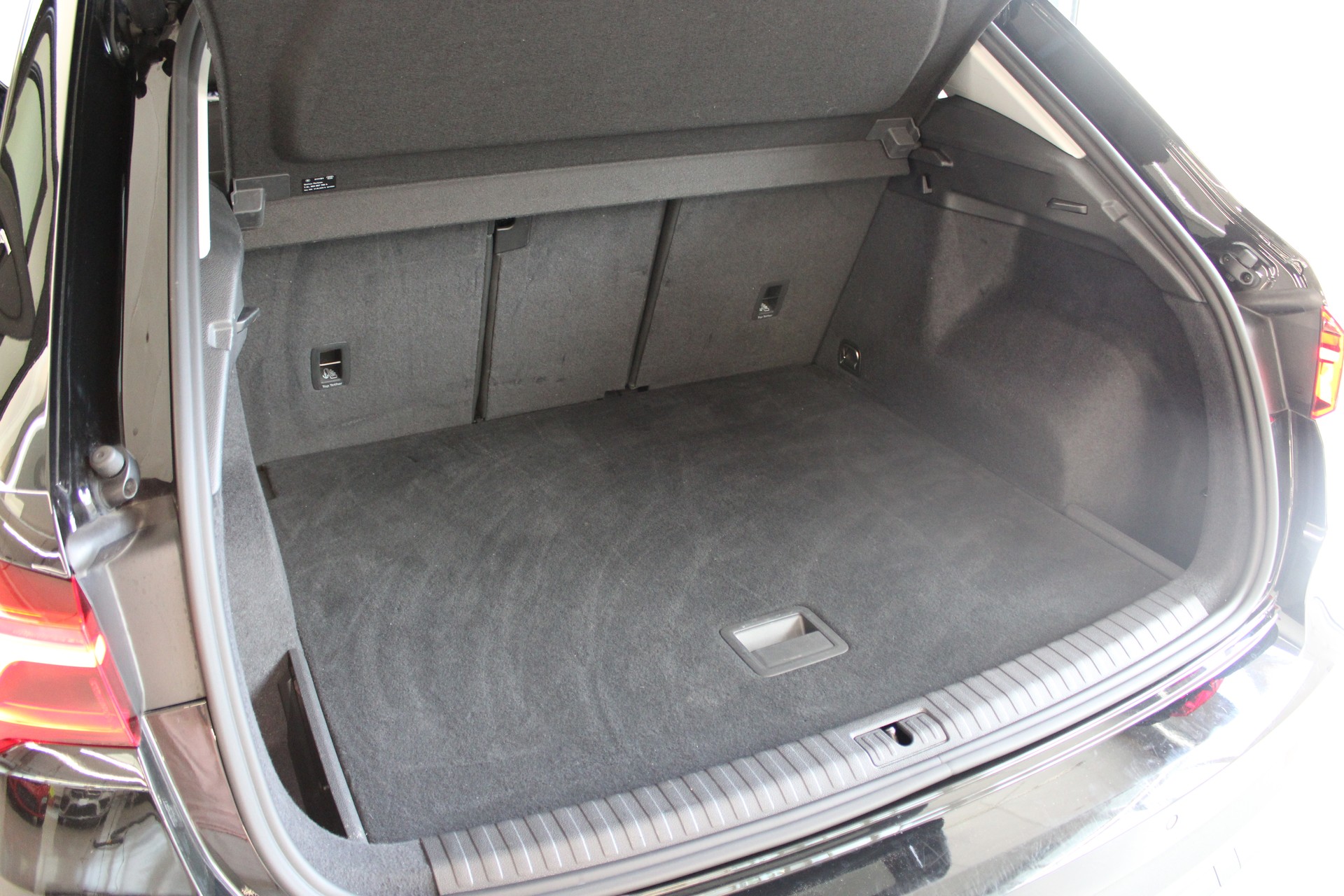 AUDI Q3 35 TFSI S-tronic-image-28
