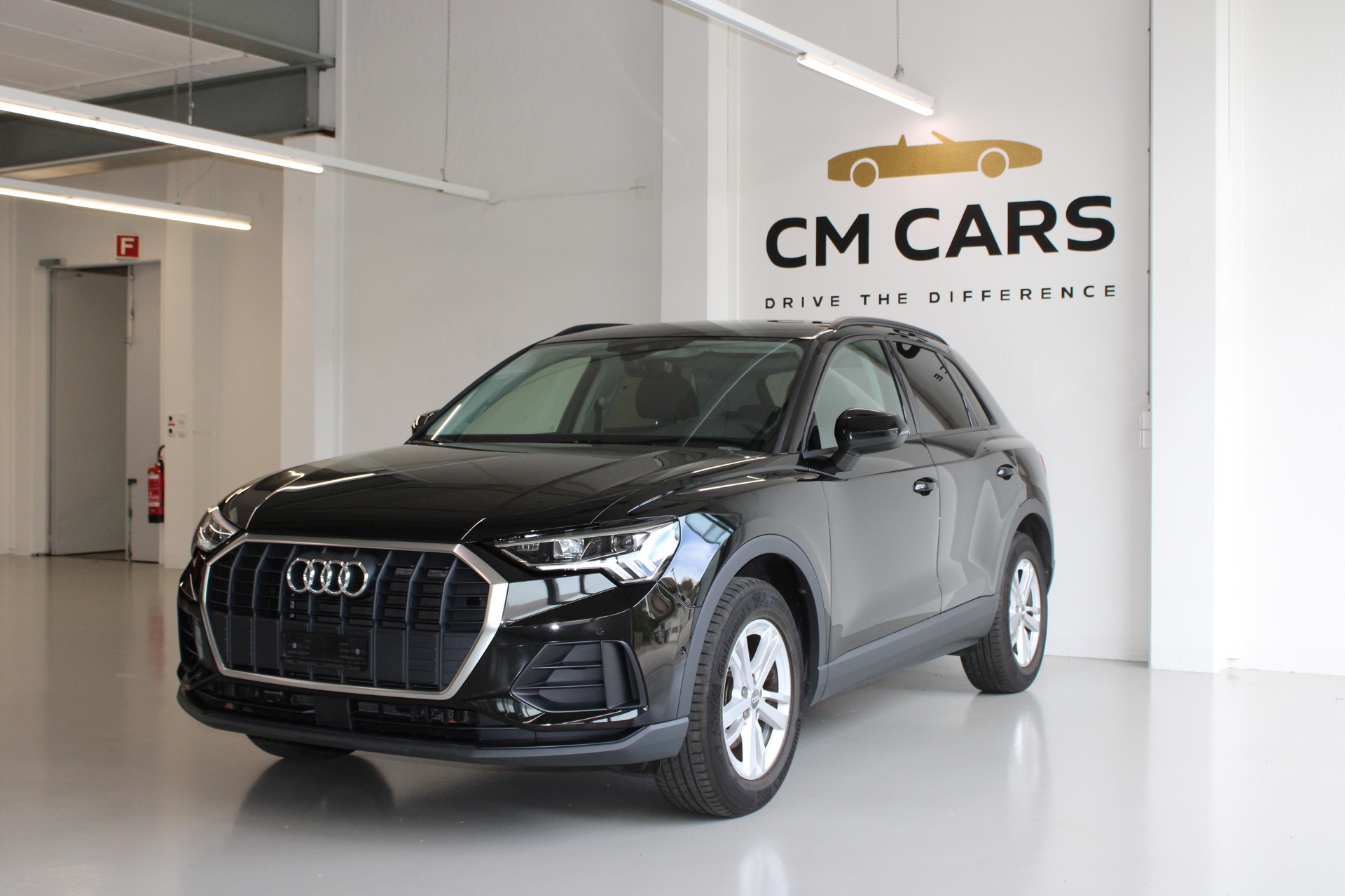 AUDI Q3 35 TFSI S-tronic-image-0