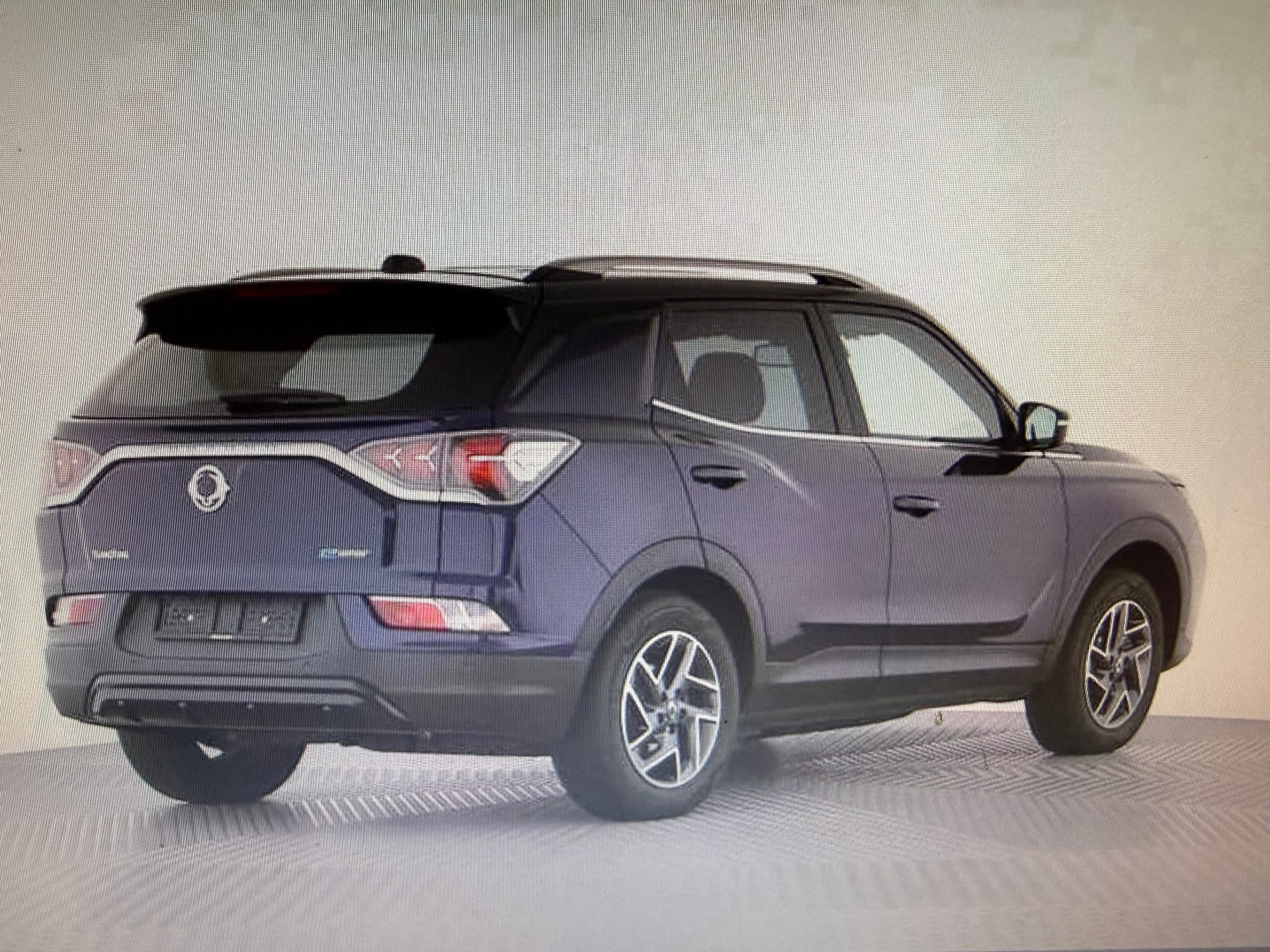 KGM-SsangYong Korando eMotion Titanium-image-1