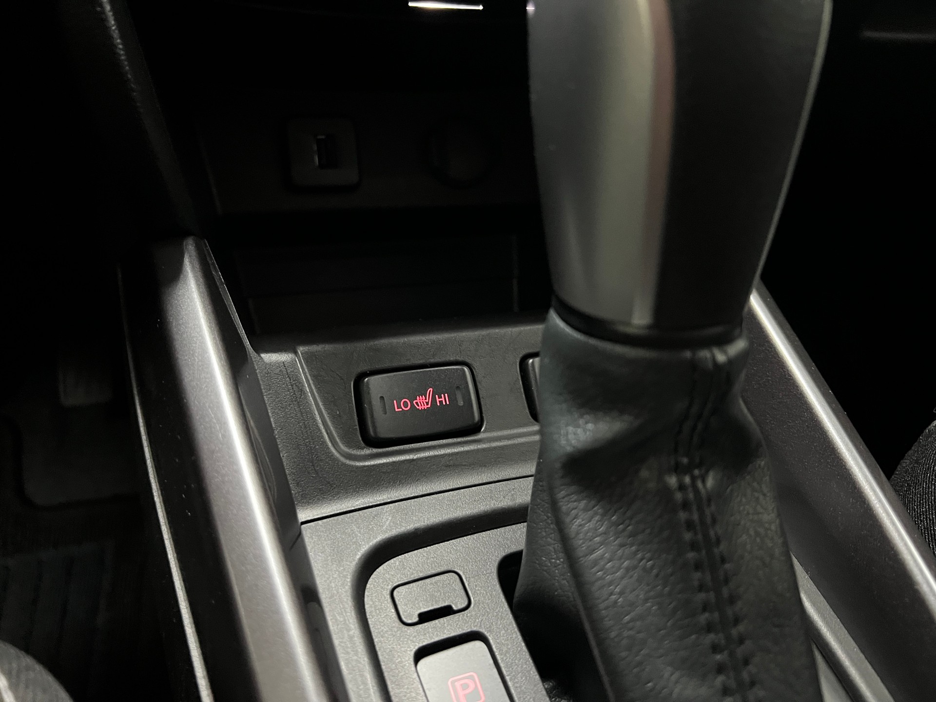 SUZUKI Vitara 1.4 Boosterjet Compact + 4x4 Hybrid Automatic-image-12