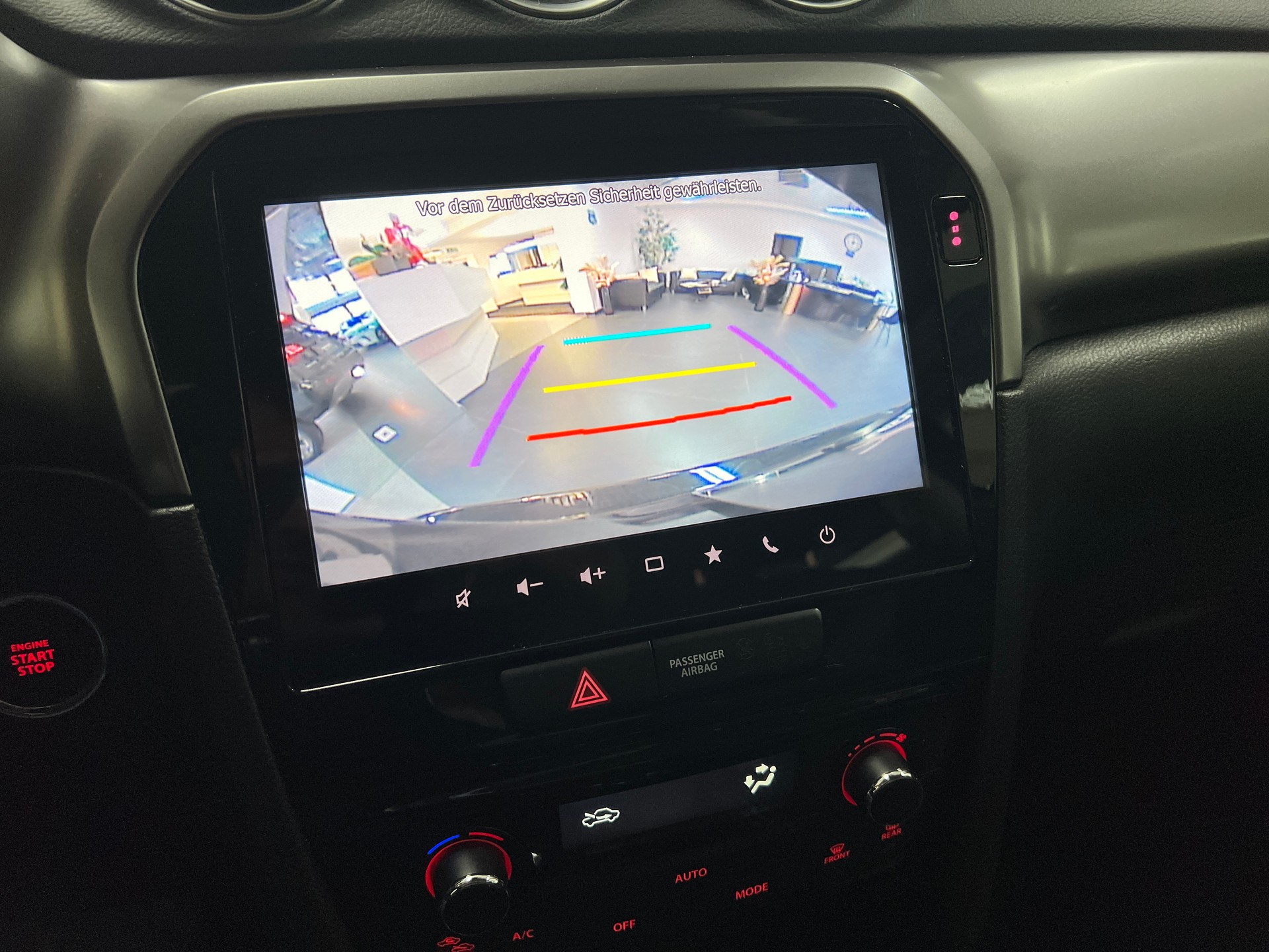 SUZUKI Vitara 1.4 Boosterjet Compact + 4x4 Hybrid Automatic-image-16