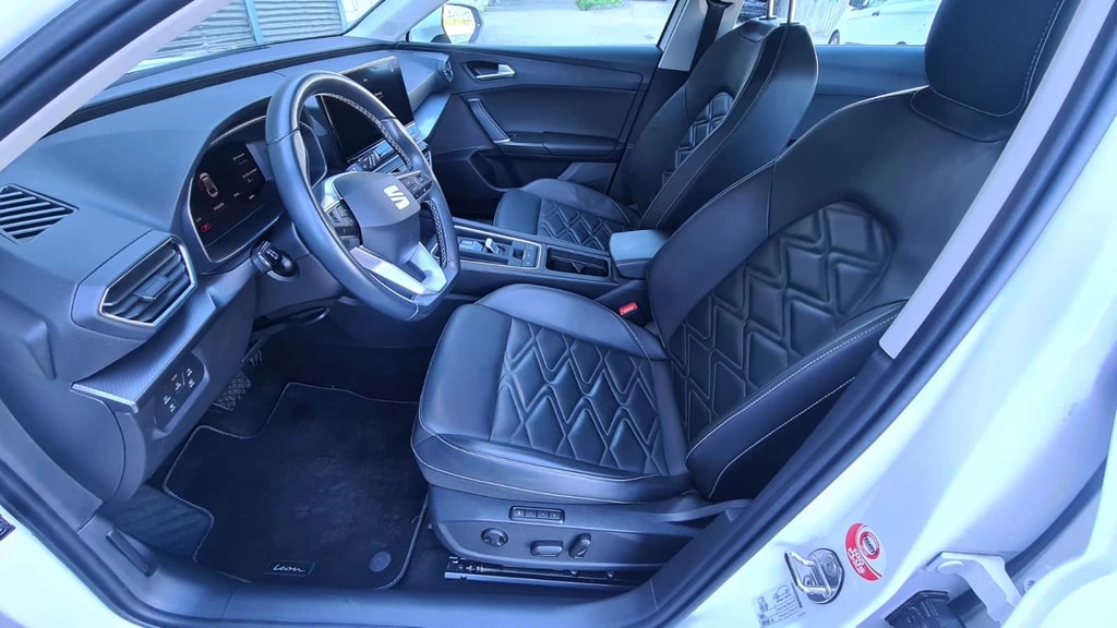 SEAT Leon ST 1.5 eTSI mHEV DSG Style ** Voll-Leder ** Digital Cockpit ** Elektrische Sitz mit Sitzmemory ** Modell 2023 **-image-12