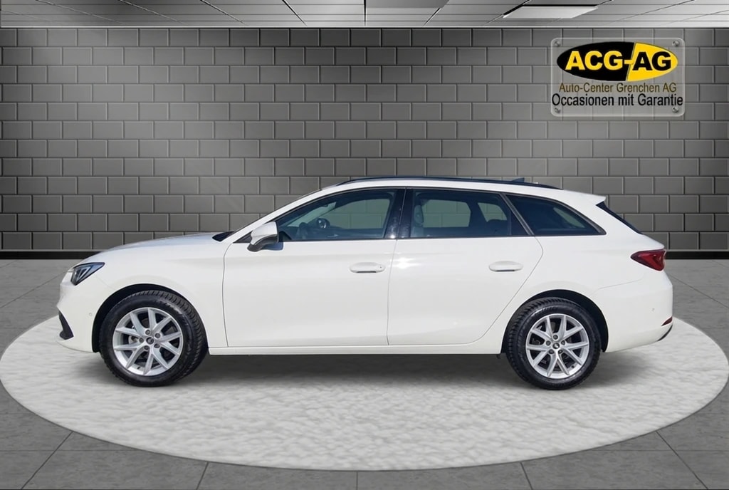 SEAT Leon ST 1.5 eTSI mHEV DSG Style ** Voll-Leder ** Digital Cockpit ** Elektrische Sitz mit Sitzmemory ** Modell 2023 **-image-3