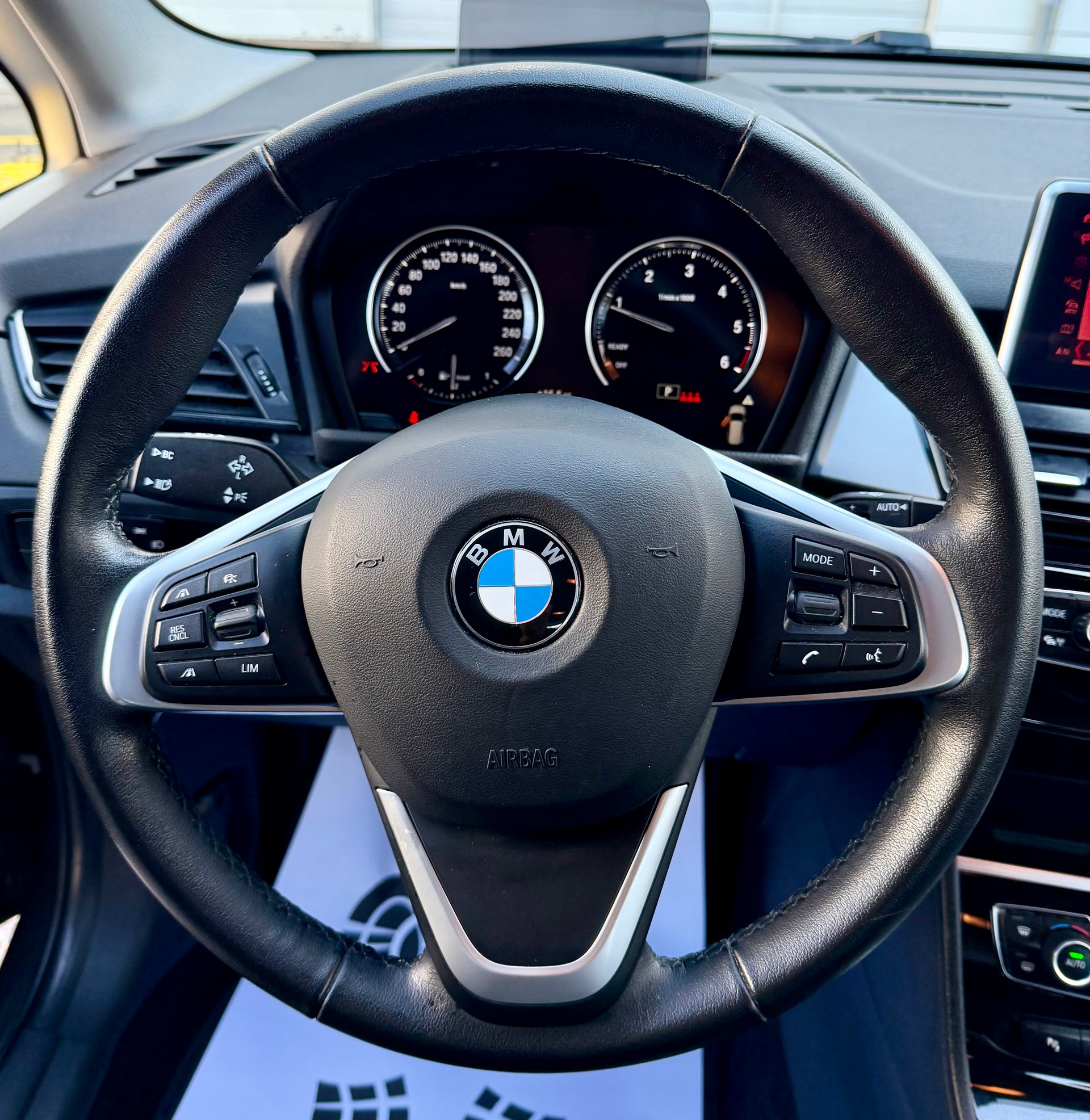 BMW 220d xDrive Gran Tourer Steptronic/ CH Fahrzeug/ LED Scheinwerfer/ Sportsitze Leder/ HeadupDisplay/ Rückfahrkamera/ 12M Garantie-image-9