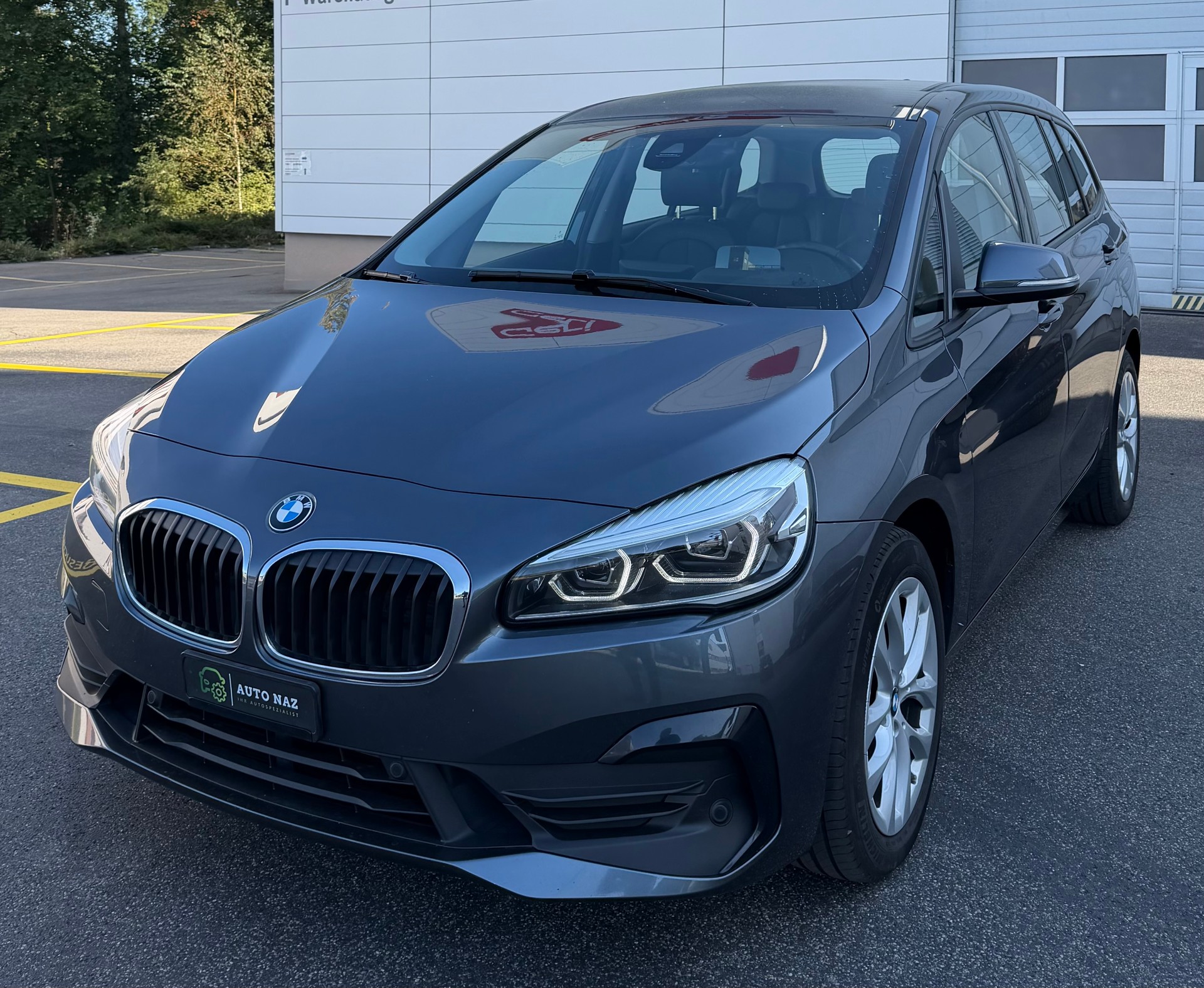 BMW 220d xDrive Gran Tourer Steptronic/ CH Fahrzeug/ LED Scheinwerfer/ Sportsitze Leder/ HeadupDisplay/ Rückfahrkamera/ 12M Garantie-image-0