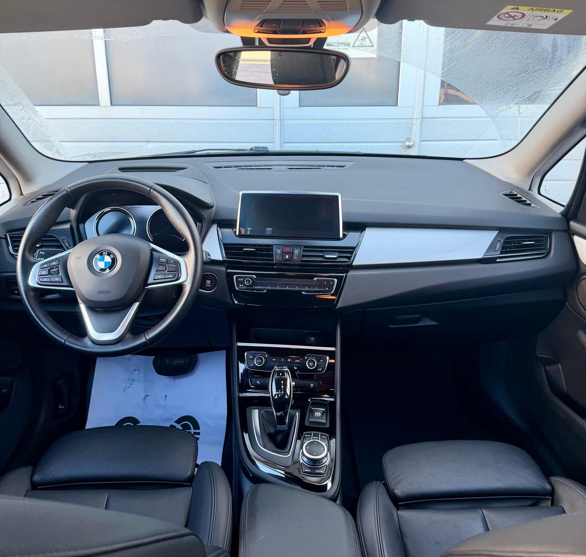 BMW 220d xDrive Gran T Steptronic** CH Fahrzeug** LED Scheinwerfer** Sportsitze Leder** HeadupDisplay** Rück.Kamera** 12M Garantie-image-4