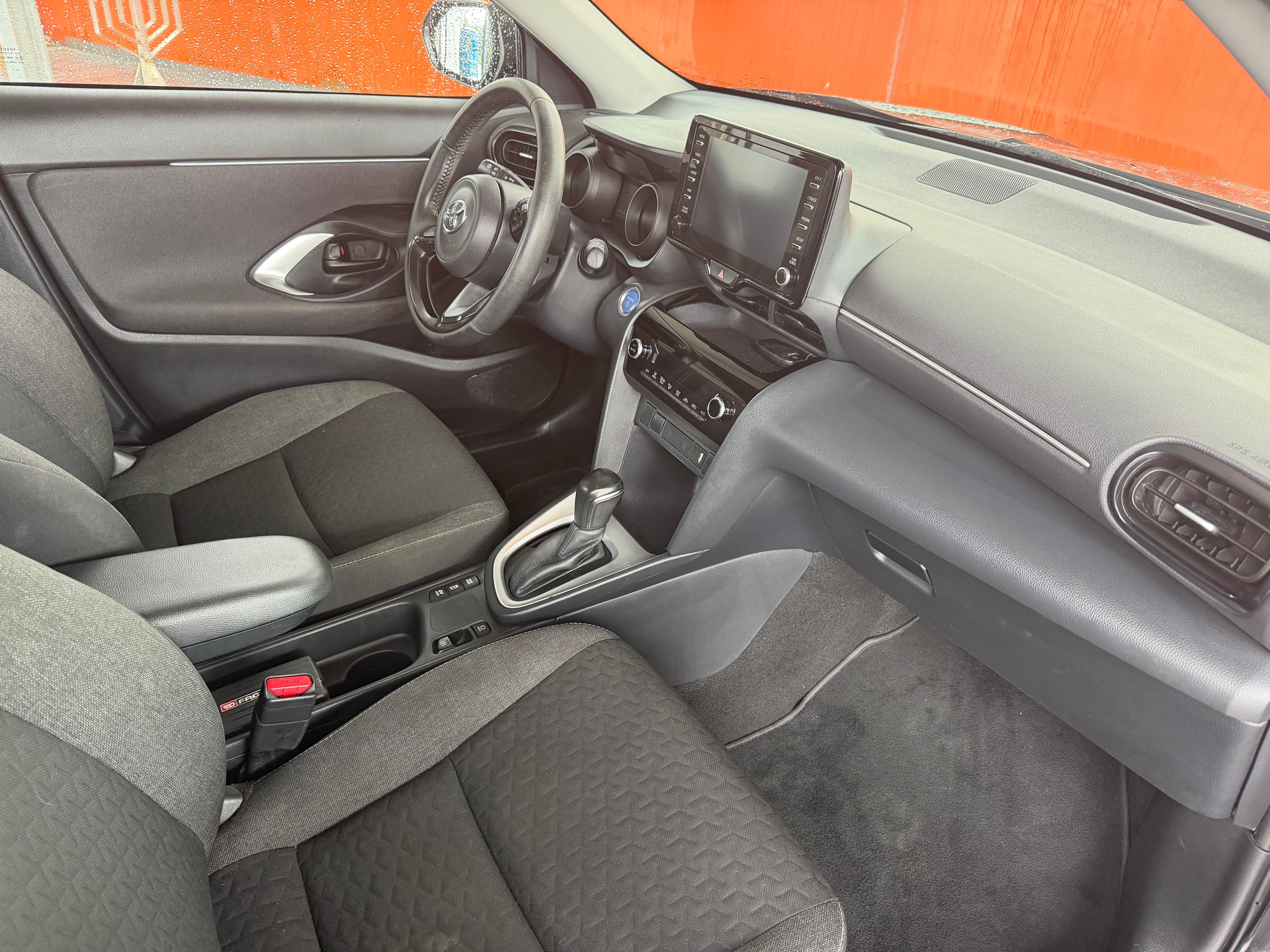 TOYOTA Yaris Cross 1.5 Active e-CVT-image-6