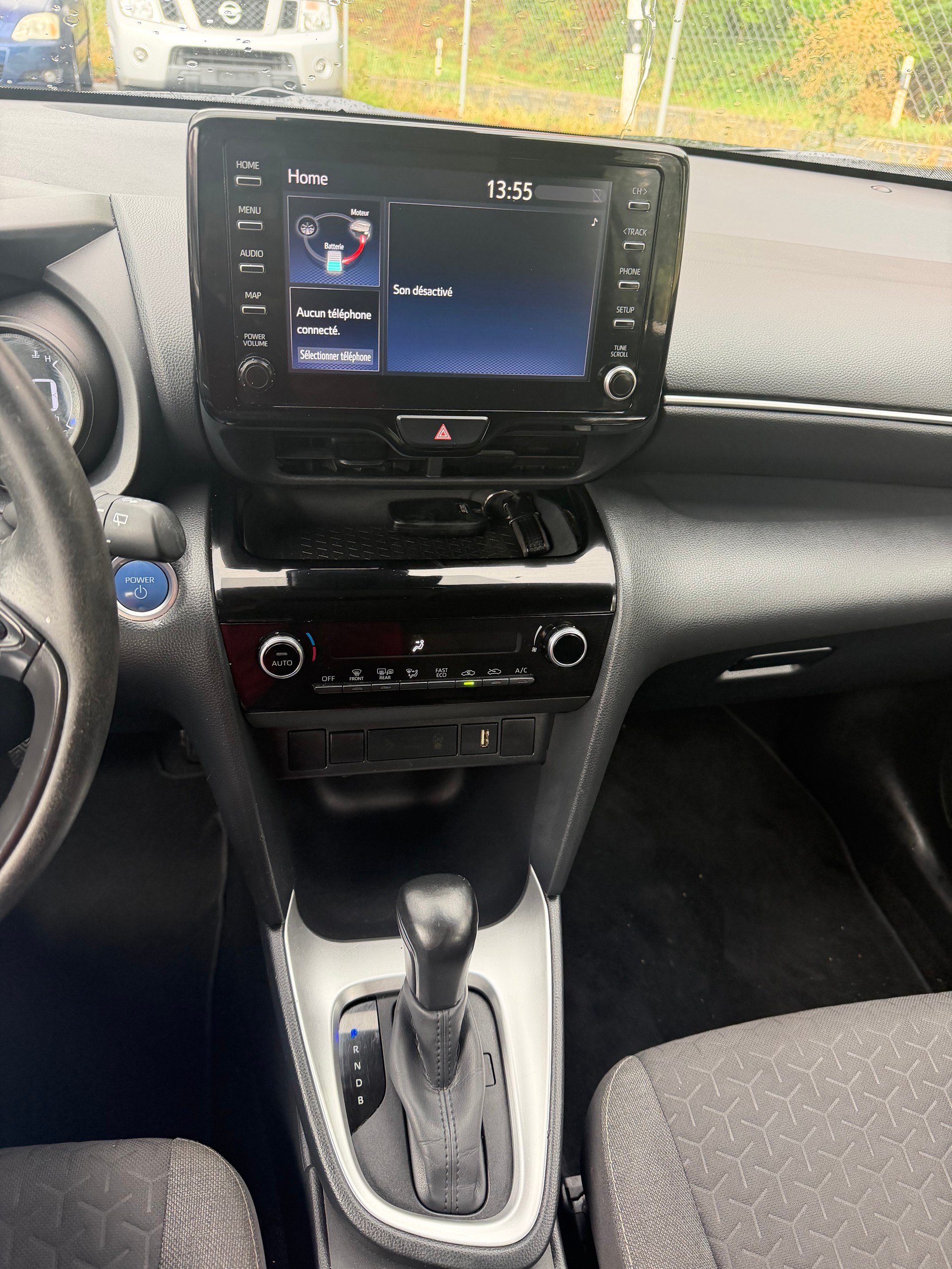 TOYOTA Yaris Cross 1.5 Active e-CVT-image-5