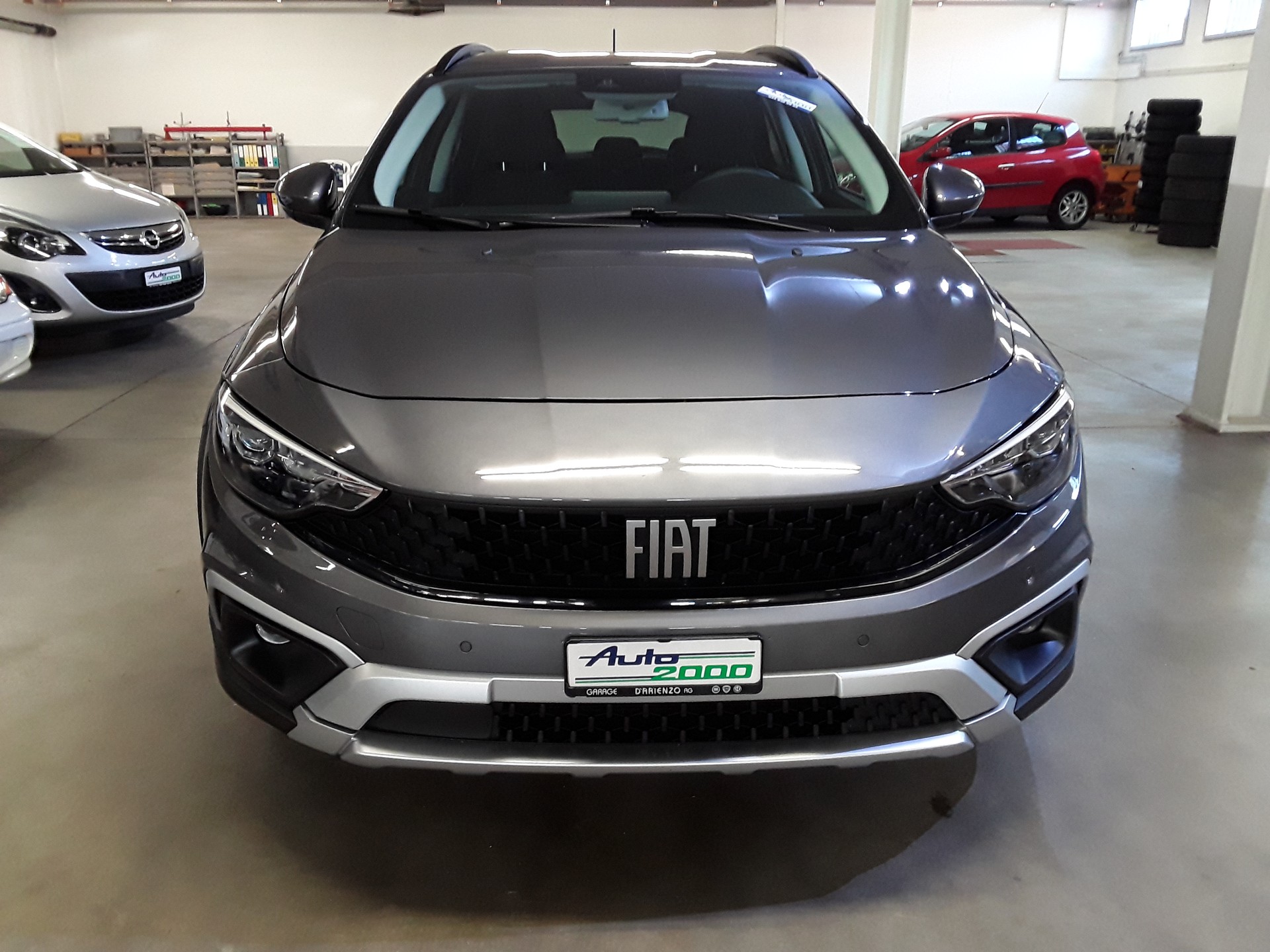 FIAT Tipo 1.5 Hybrid Station Wagon Swiss Edition-image-4