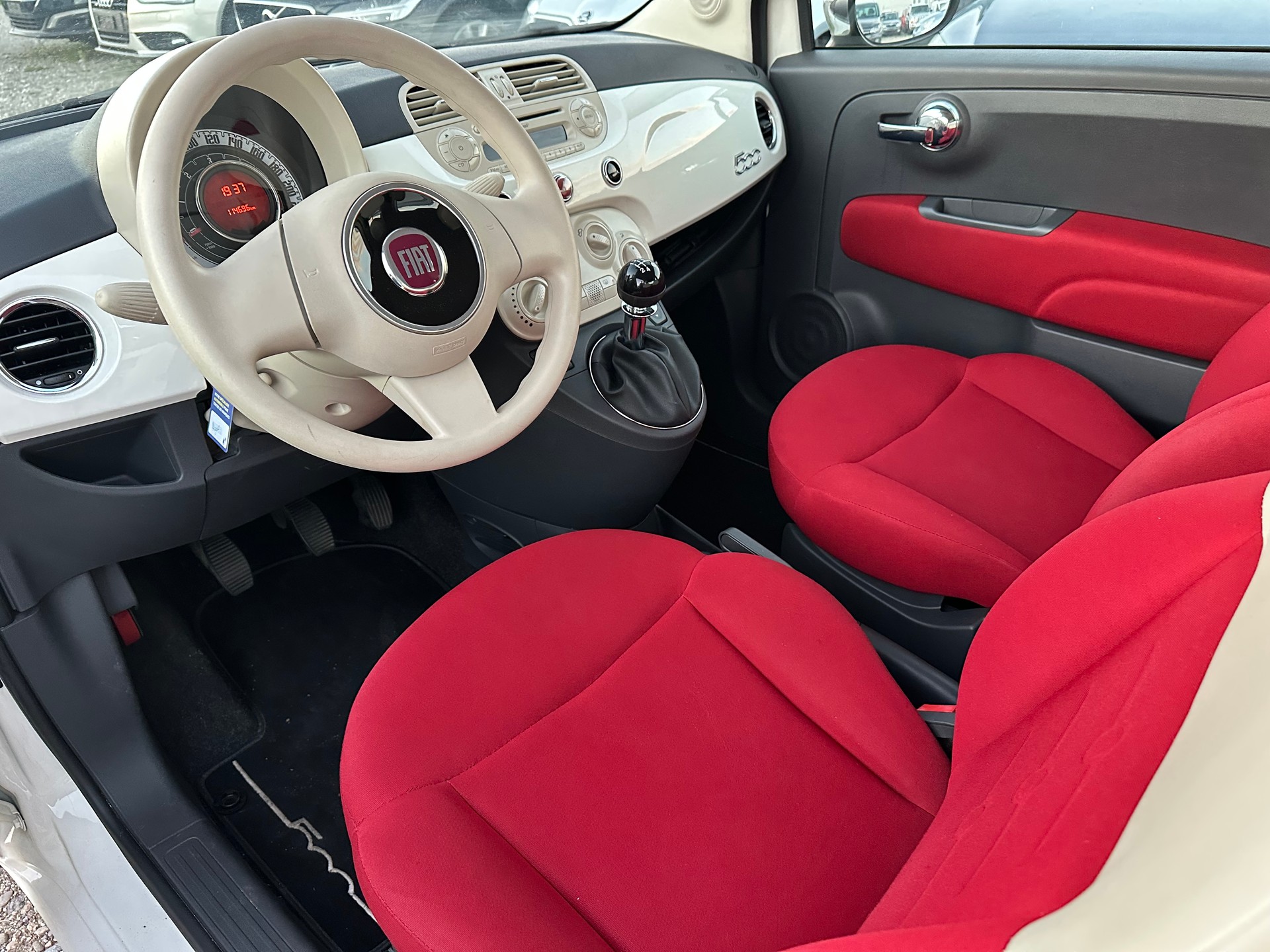 FIAT 500 1.3 JTD Lounge-image-10