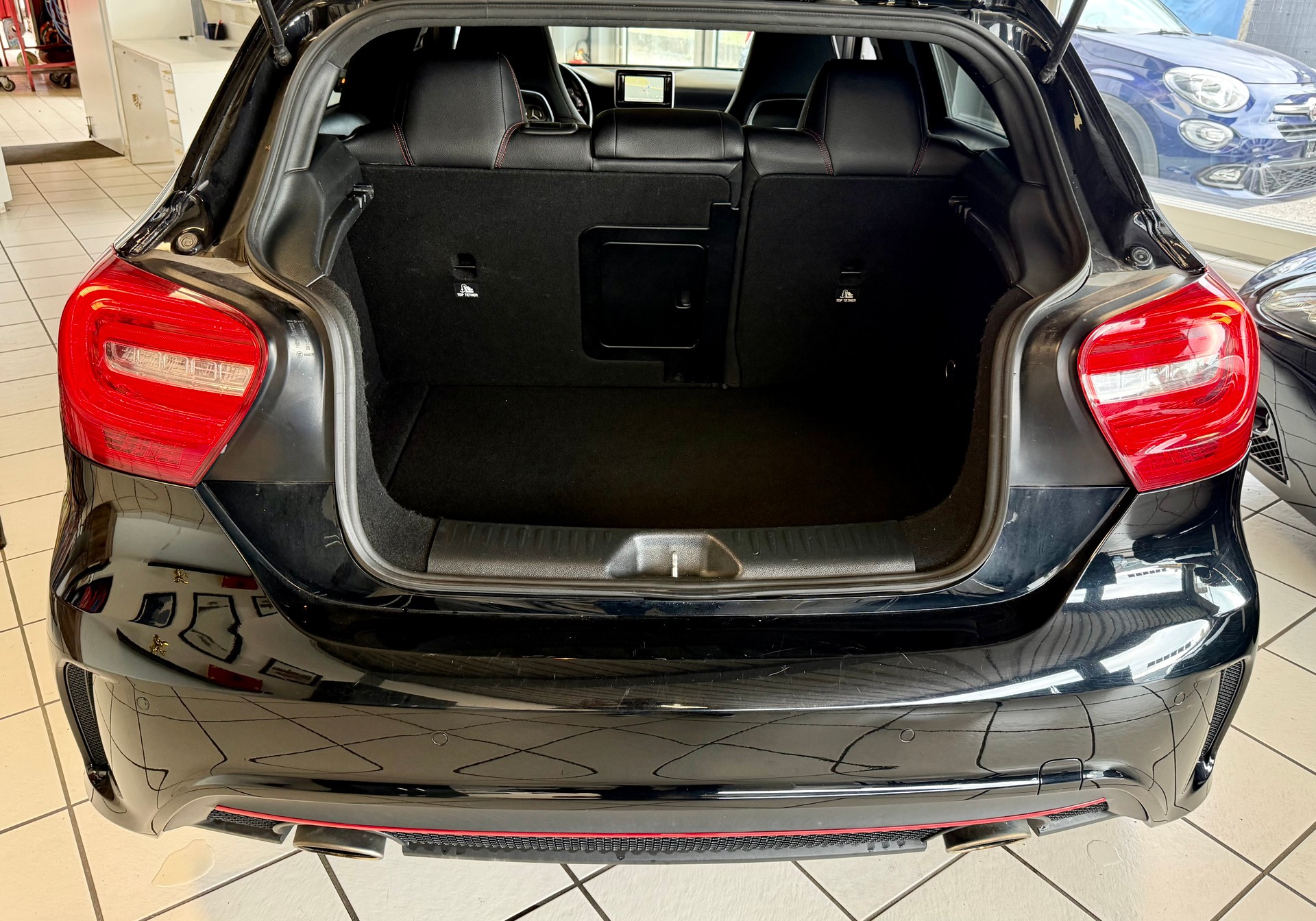 MERCEDES-BENZ A 250 Sport 4Matic 7G-DCT-image-23