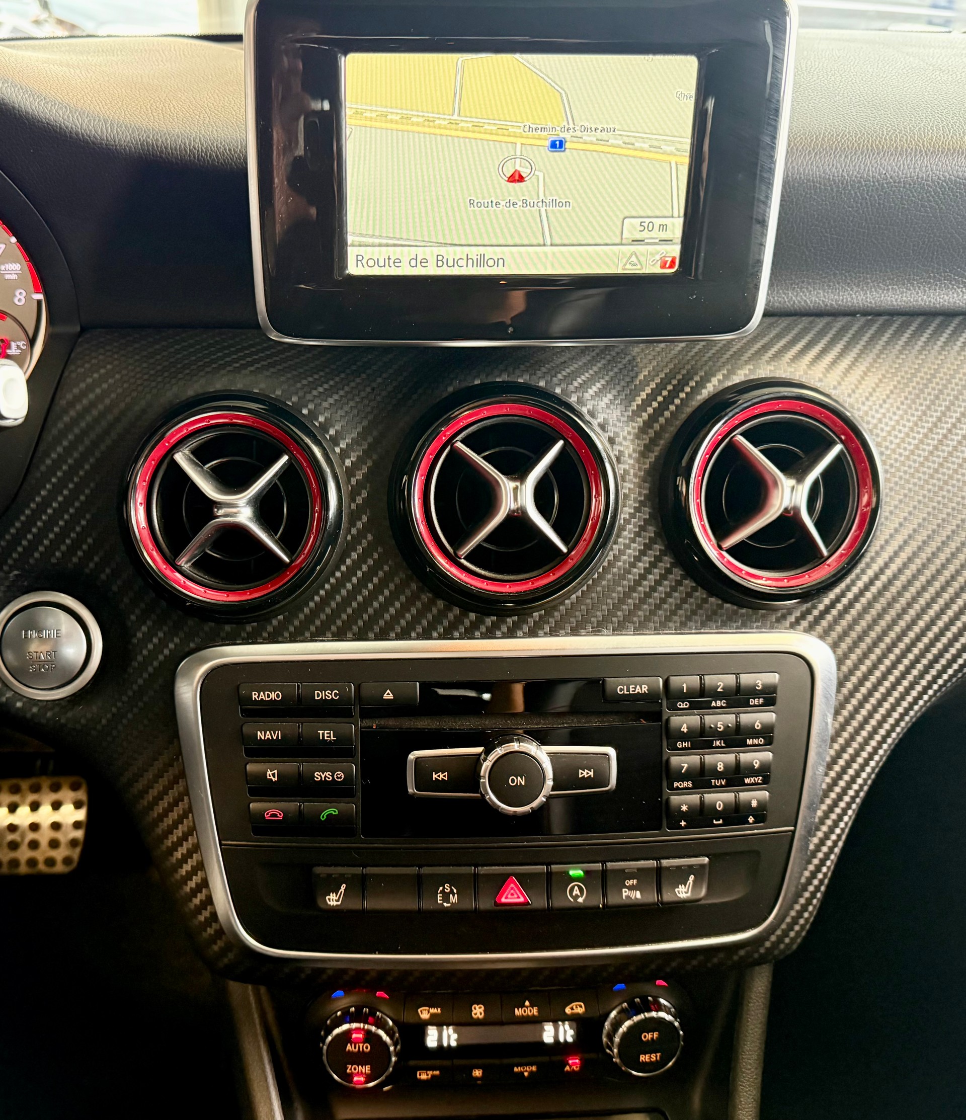 MERCEDES-BENZ A 250 Sport 4Matic 7G-DCT-image-18