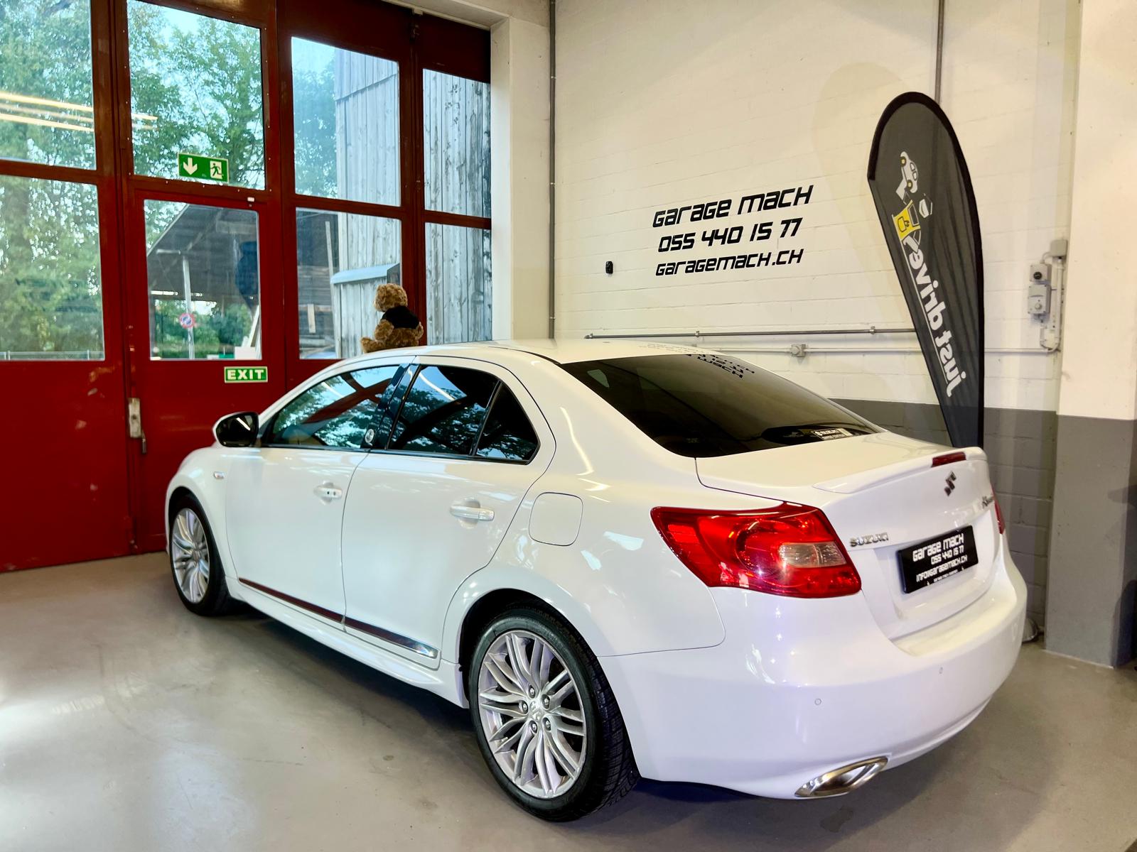 SUZUKI Kizashi 2.4 GL Top Indigo 4WD CVT Sport ✅-image-4
