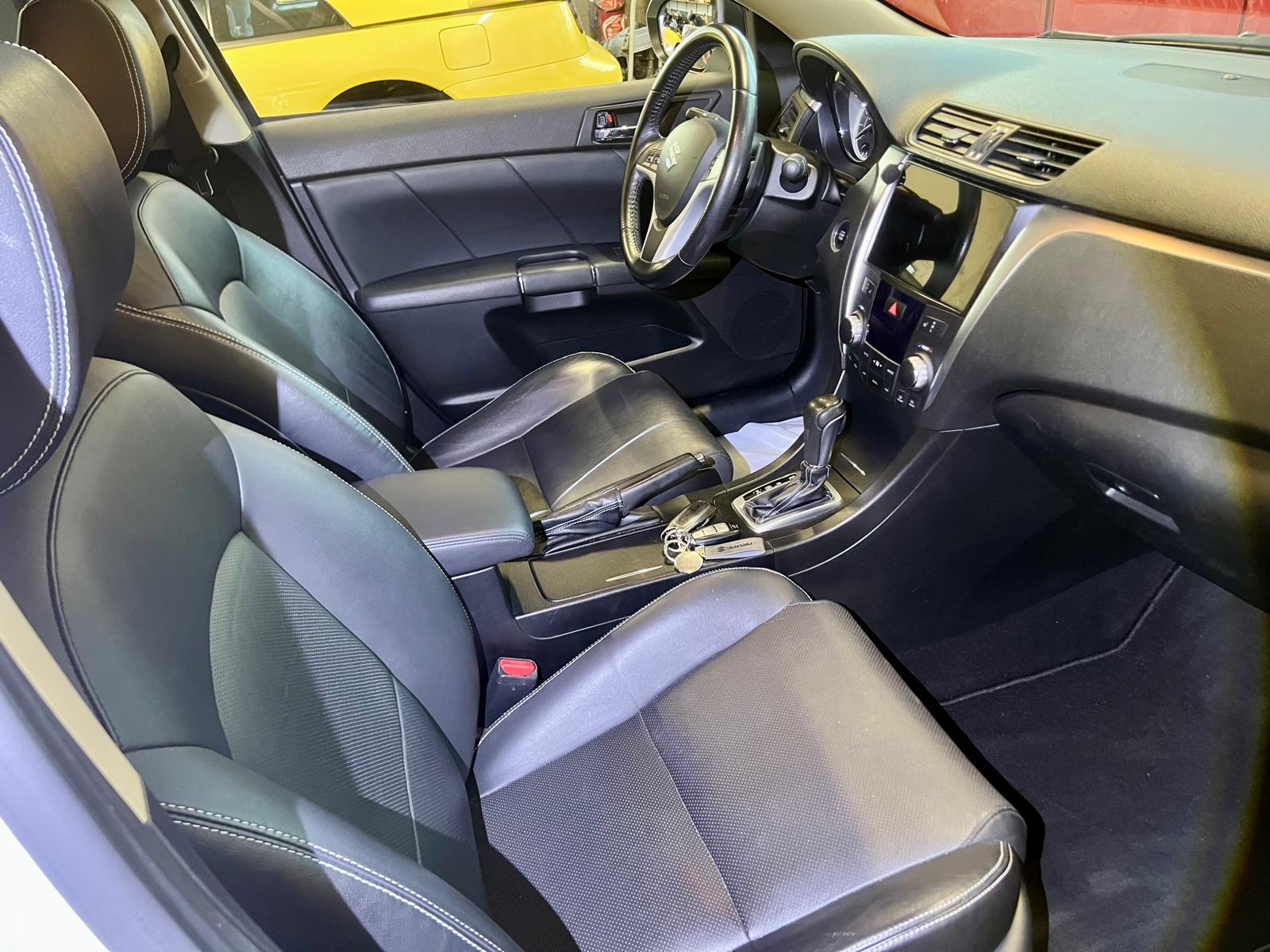SUZUKI Kizashi 2.4 GL Top Indigo 4WD CVT Sport ✅-image-12