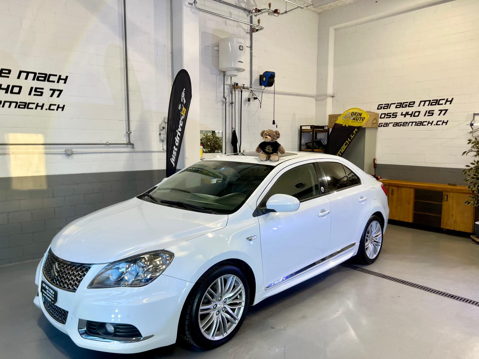SUZUKI Kizashi 2.4 GL Top Indigo 4WD CVT Sport ✅-image-0