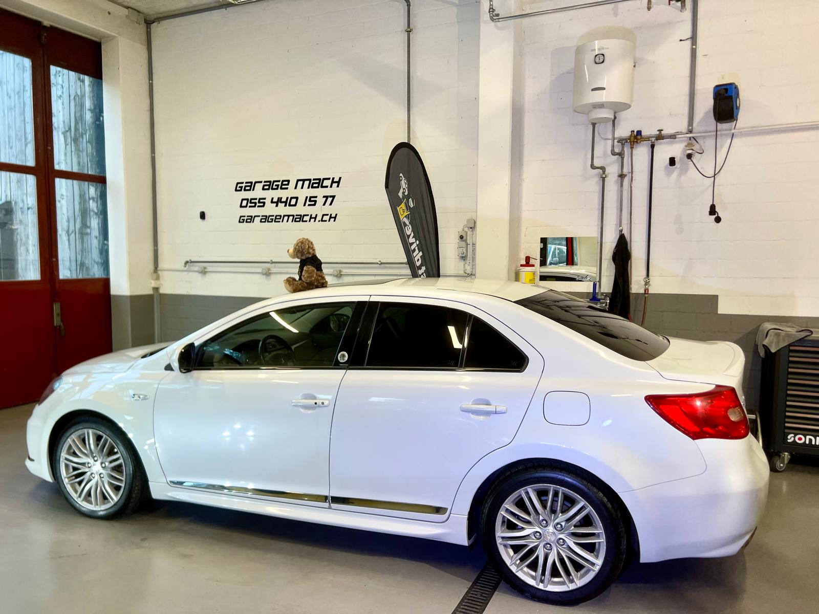 SUZUKI Kizashi 2.4 GL Top Indigo 4WD CVT Sport ✅-image-5