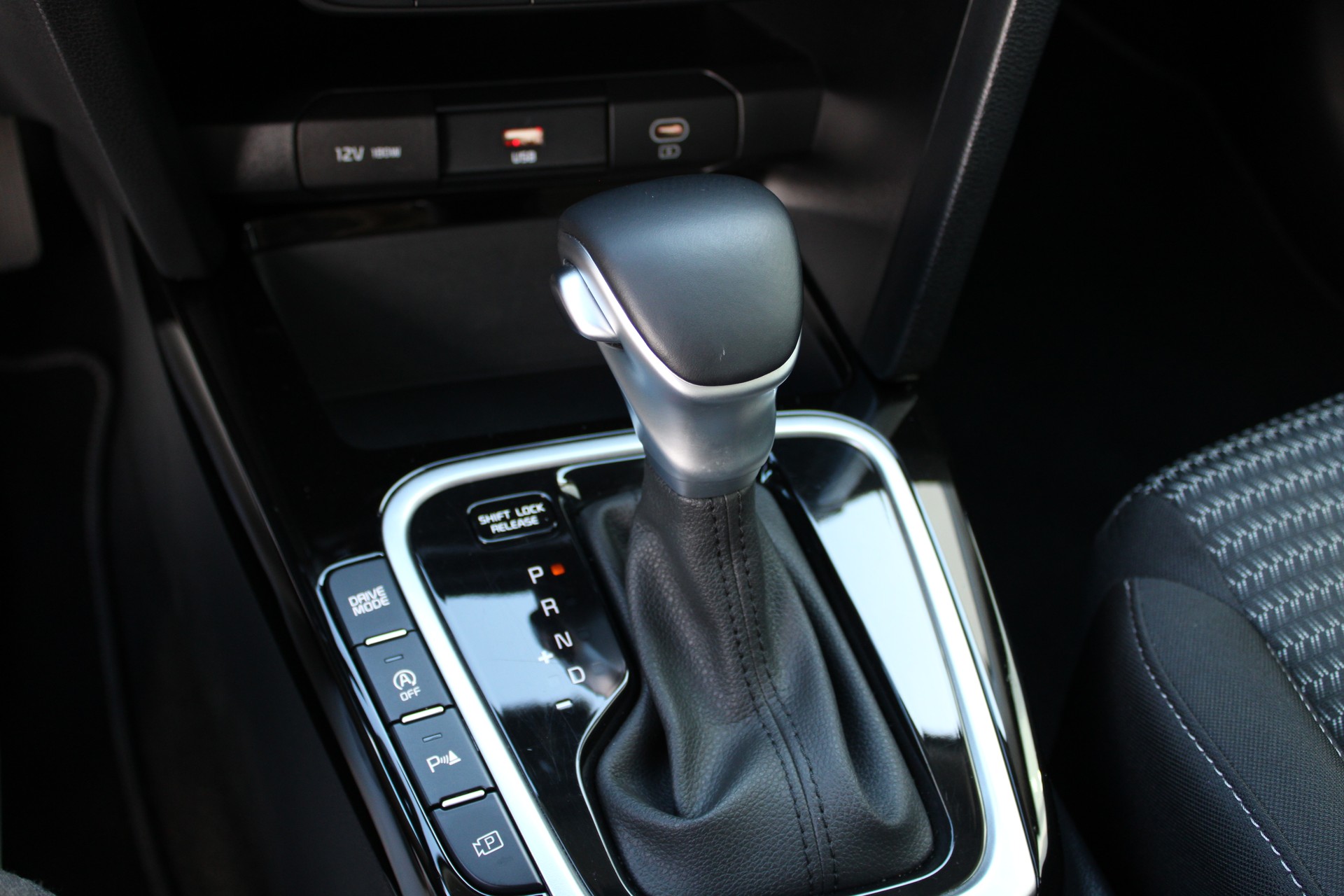 KIA Ceed 1.5 T-GDi MHEV Power DCT-image-15