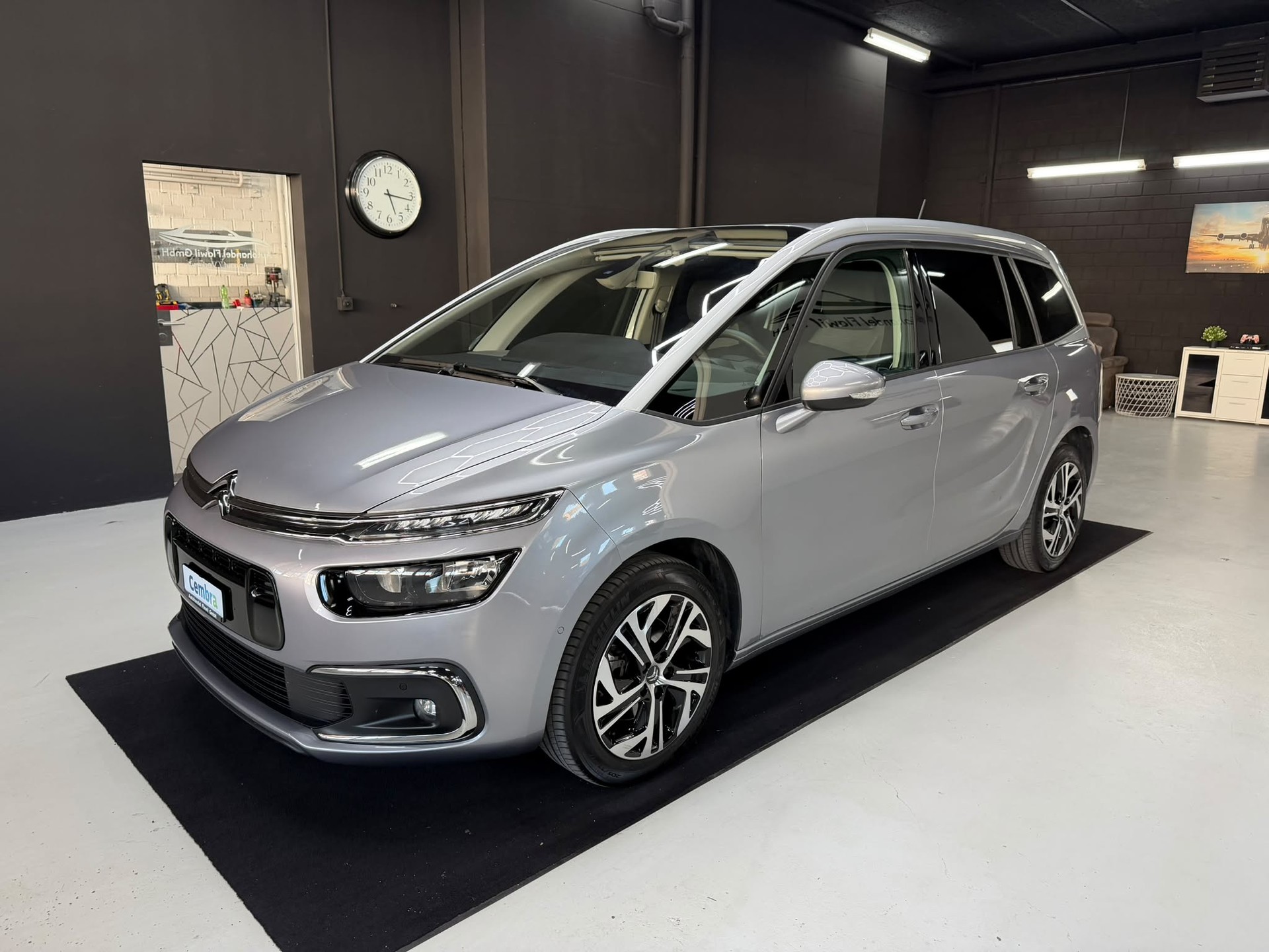 CITROEN Grand C4 Picasso 1.6i 16V THP Shine EAT6-image-1