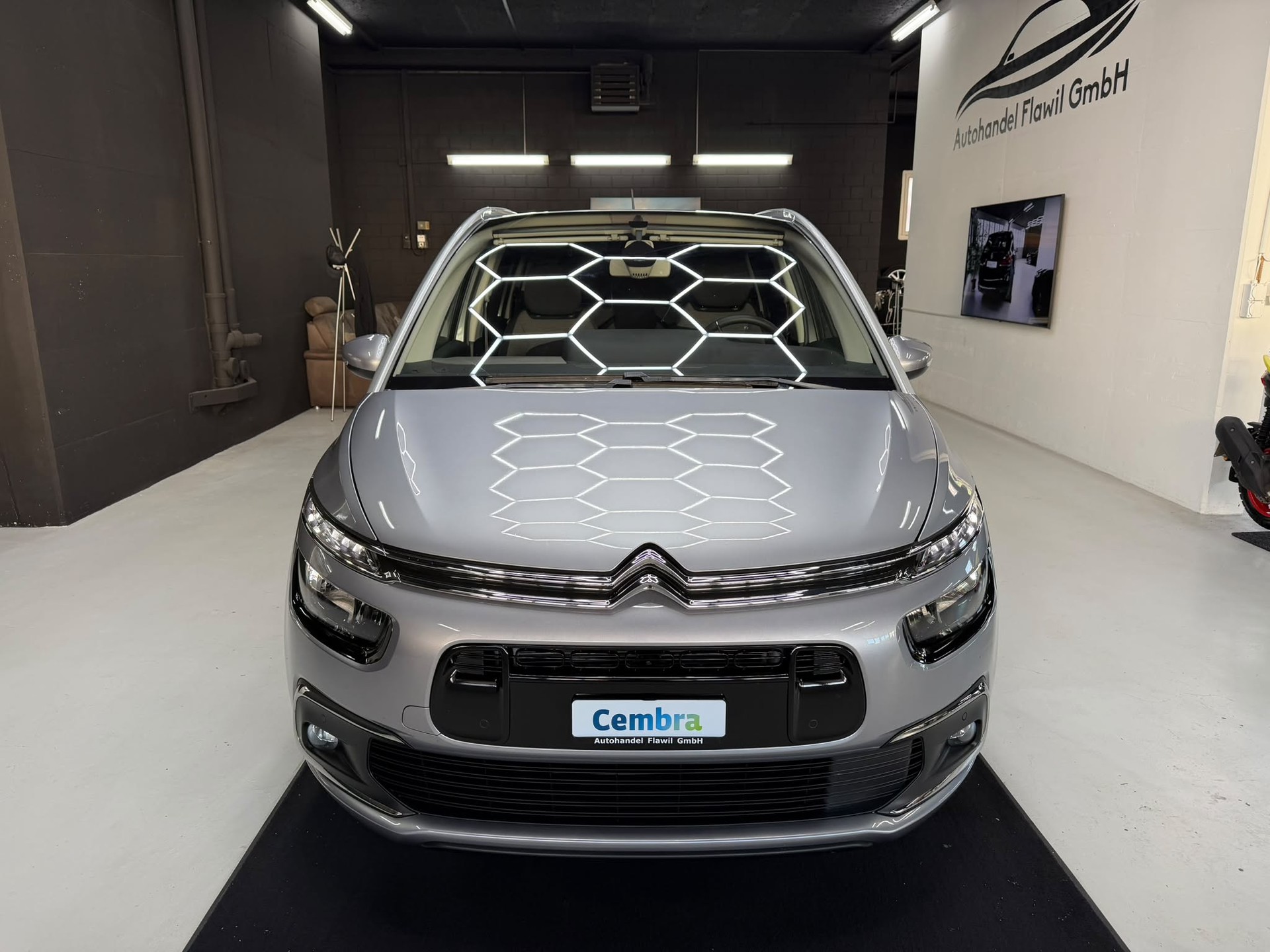 CITROEN Grand C4 Picasso 1.6i 16V THP Shine EAT6-image-0