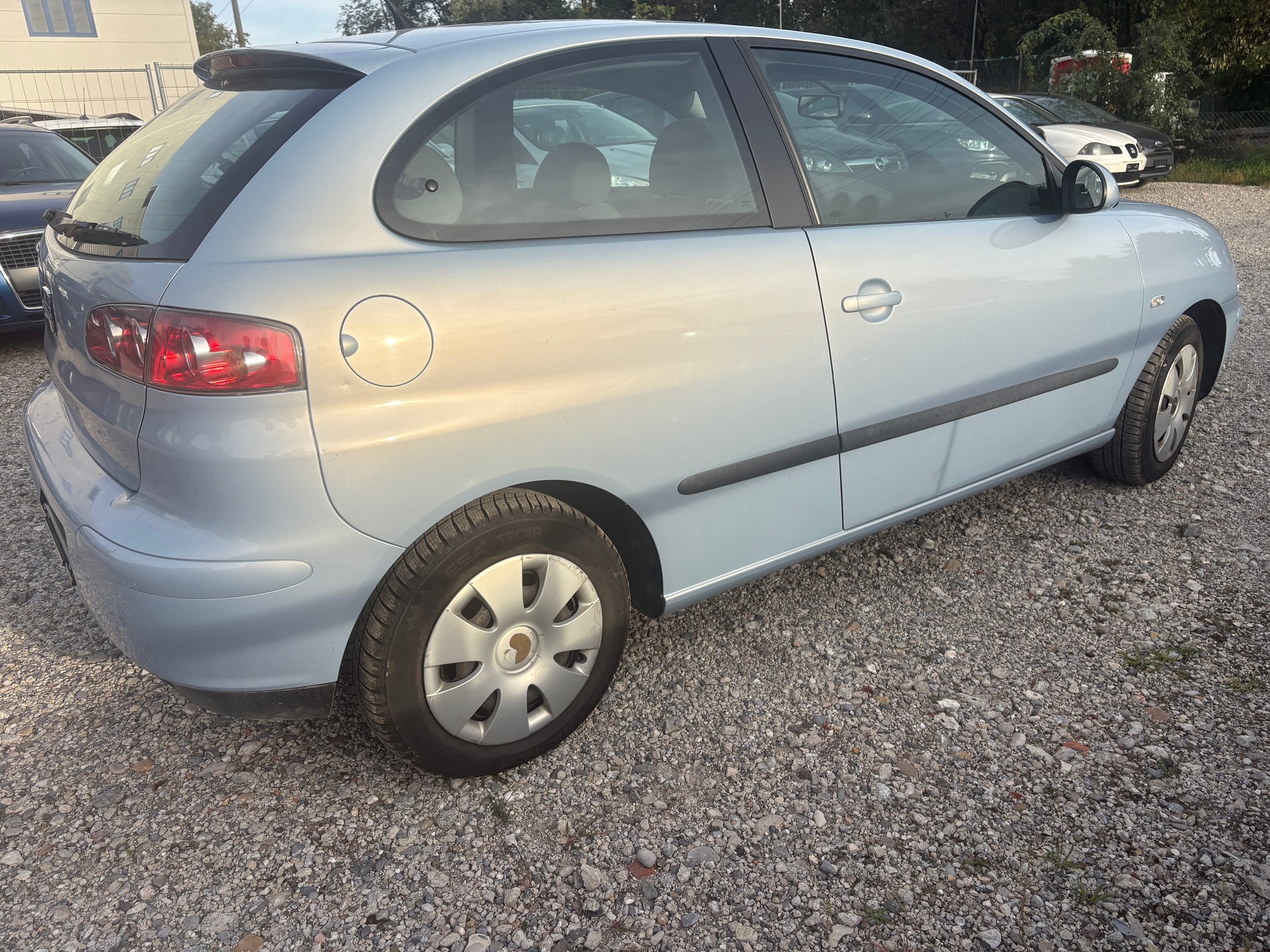 SEAT Ibiza 1.4 16V Signo-image-4