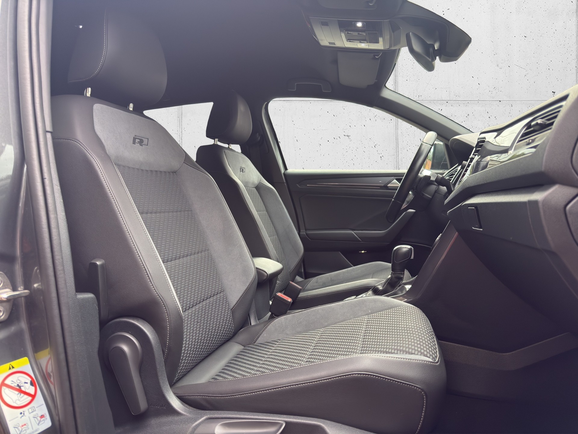 VW T-Roc 2.0 TSI Sport DSG 4Motion-image-12