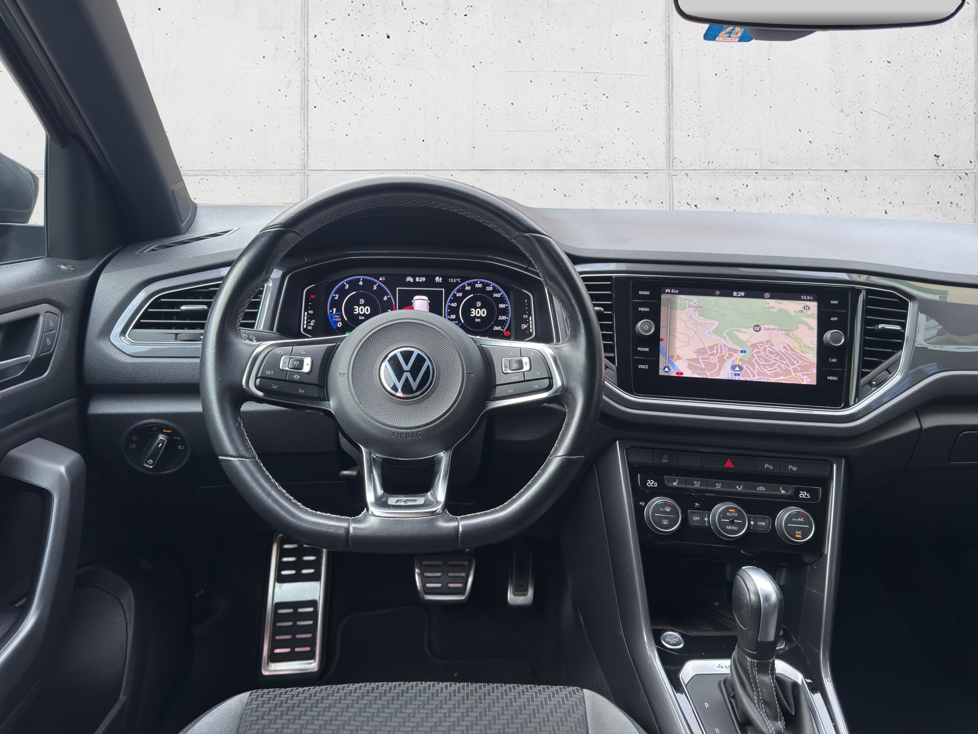 VW T-Roc 2.0 TSI Sport DSG 4Motion-image-9