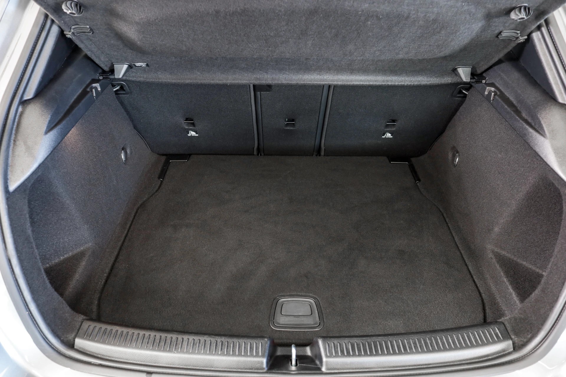 MERCEDES-BENZ A 180 7G-DCT MULTIBEAM LED / DISTRONIC / Caméra de recul-image-27