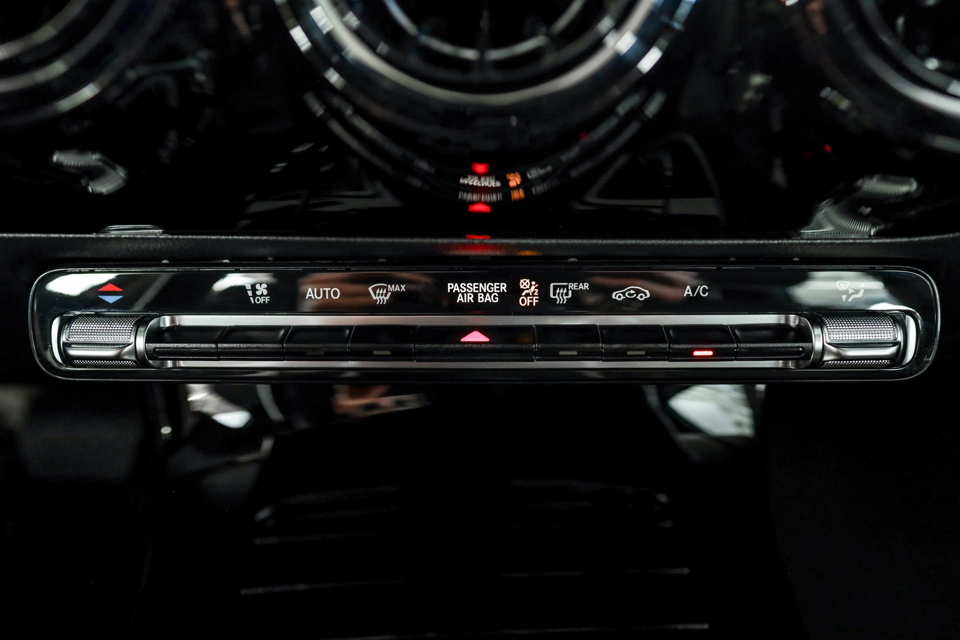 MERCEDES-BENZ A 180 7G-DCT MULTIBEAM LED / DISTRONIC / Caméra de recul-image-18