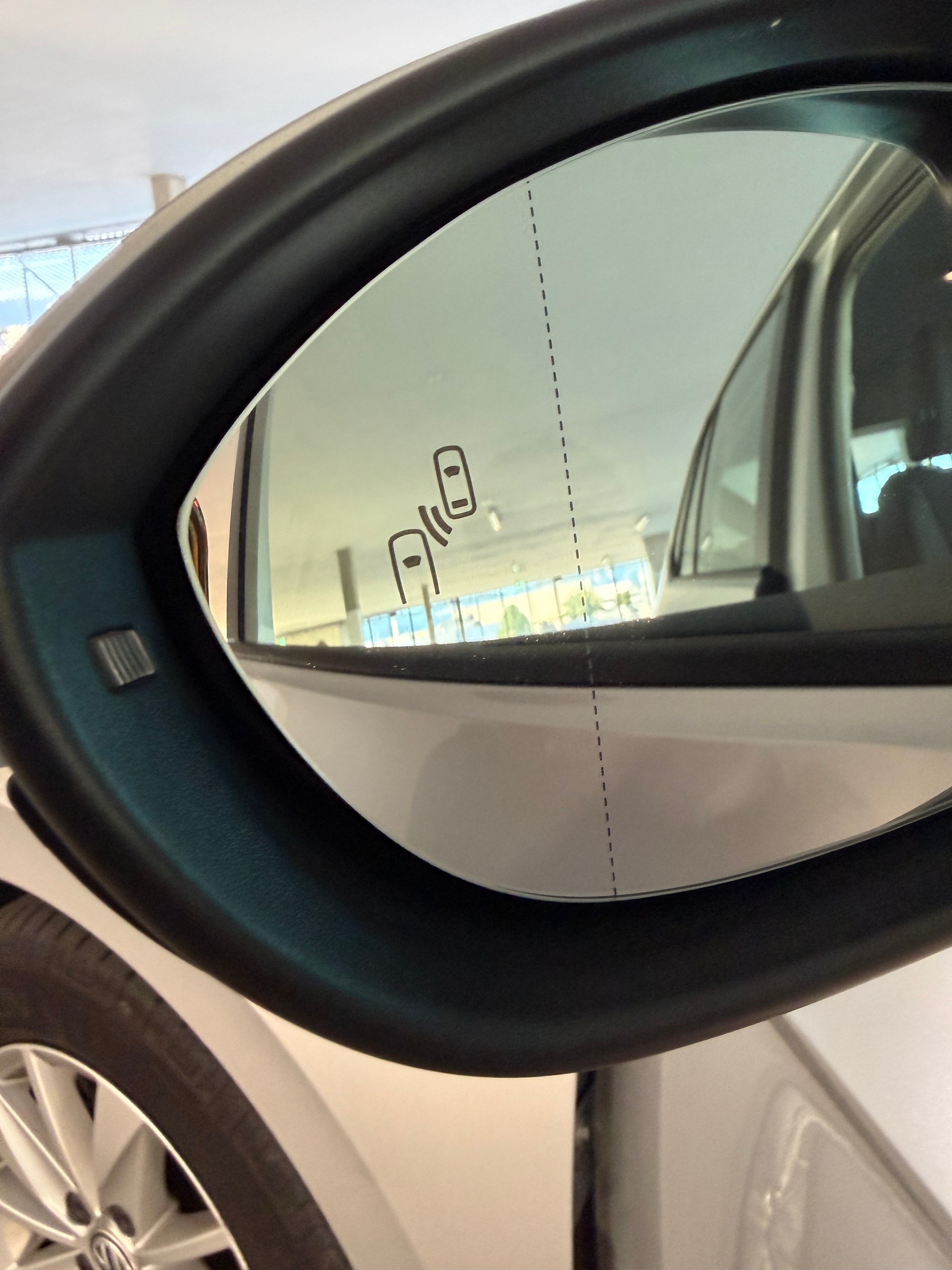 VW Golf Sportsvan 1.2 TSI DSG - Expertise du jour-image-14