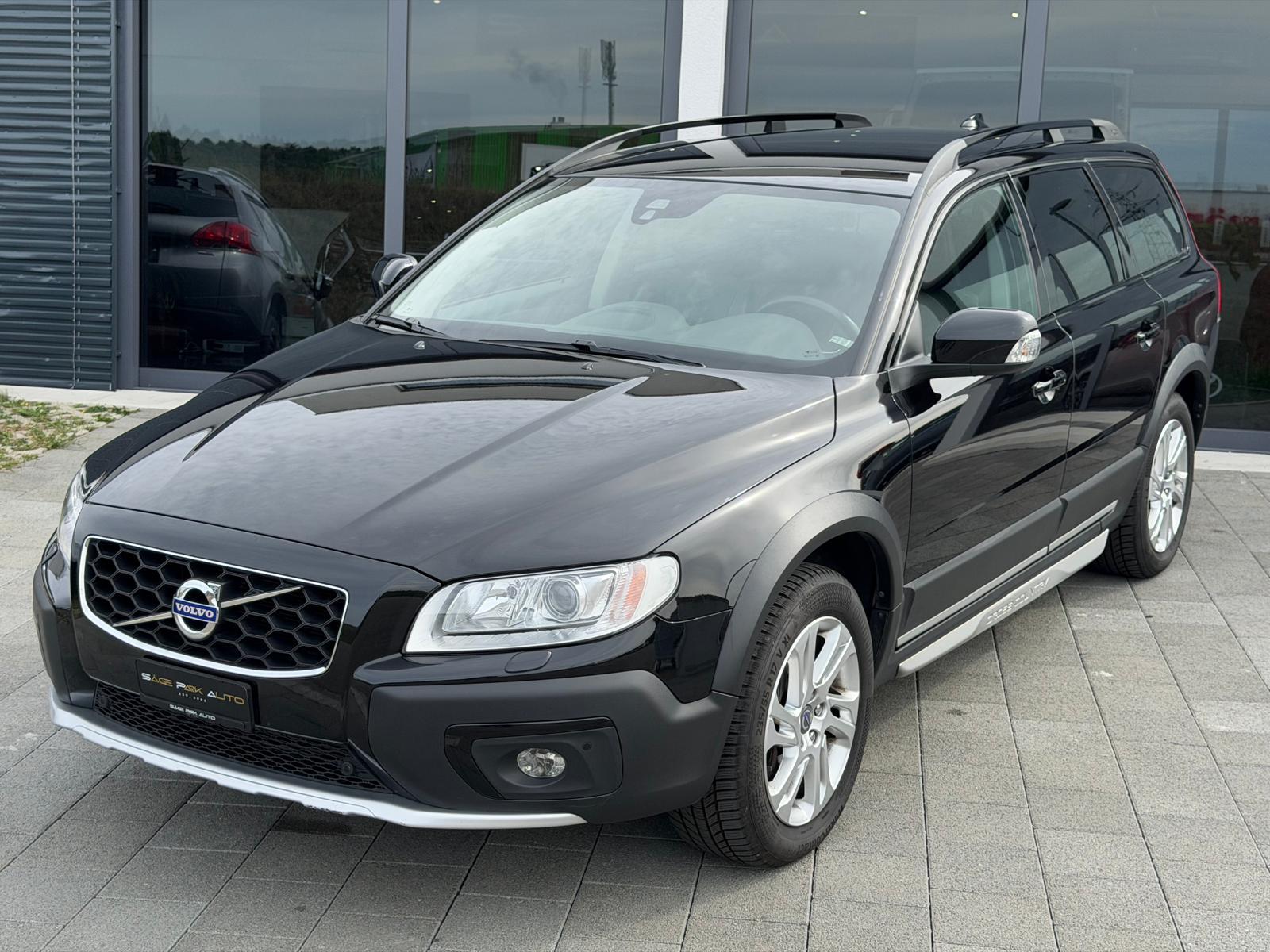 VOLVO XC70 2.4 D4 Classic Edition AWD-image-3