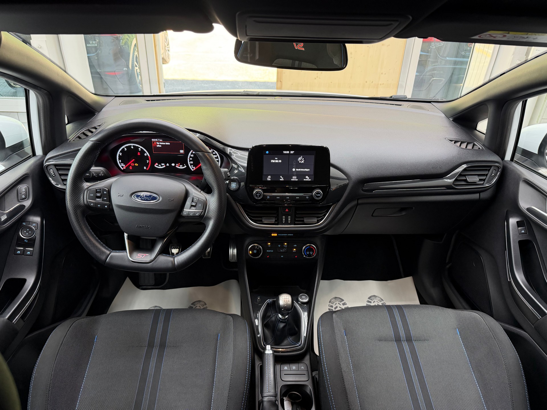 FORD Fiesta 1.5 EcoB ST-image-10