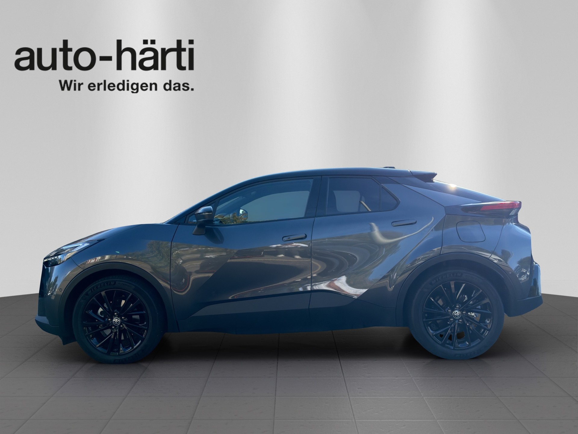 TOYOTA C-HR 2.0 PHEV GR Sport-image-1