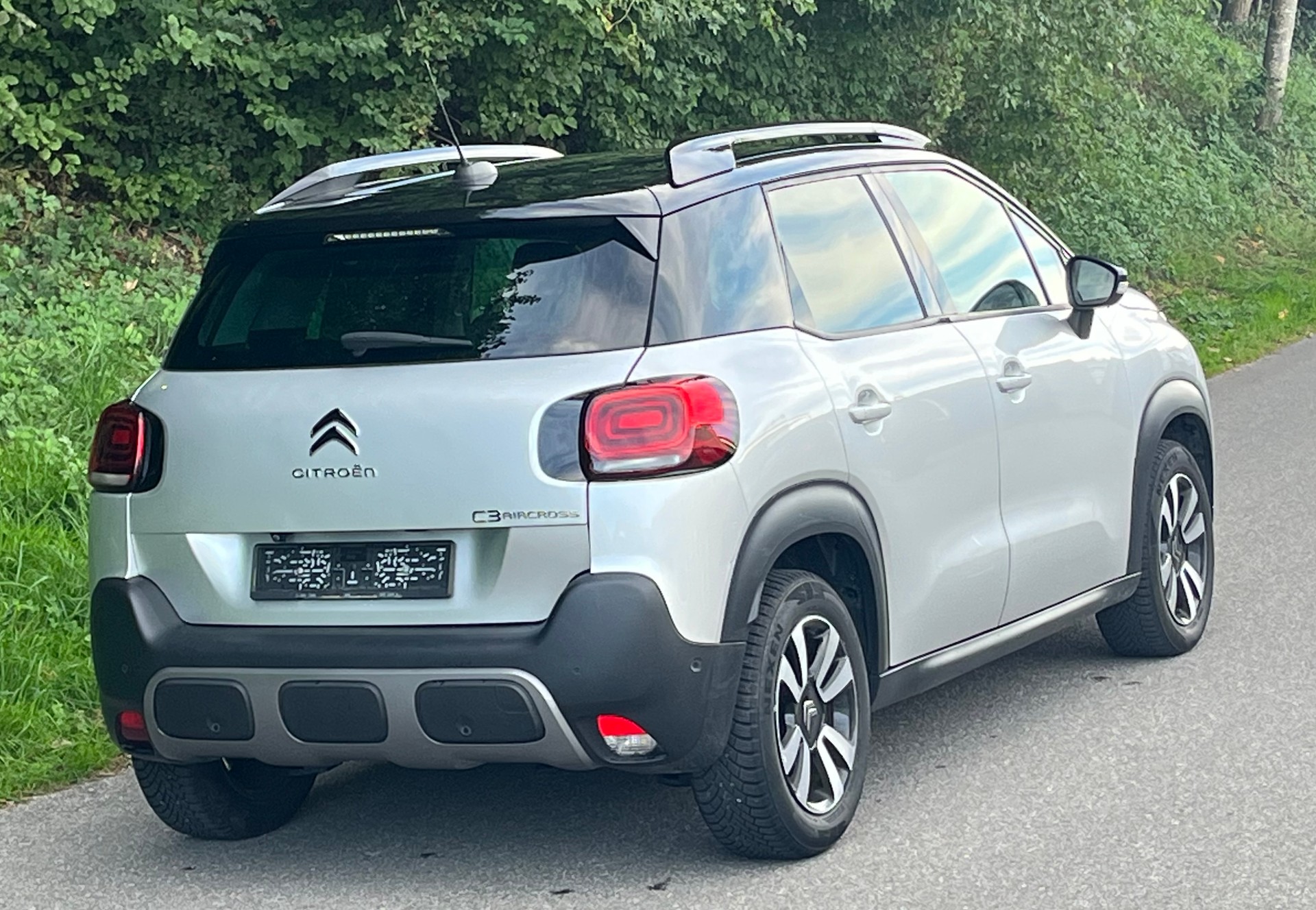 CITROEN C3 Aircross 1.2i PureTech Feel EAT-image-2