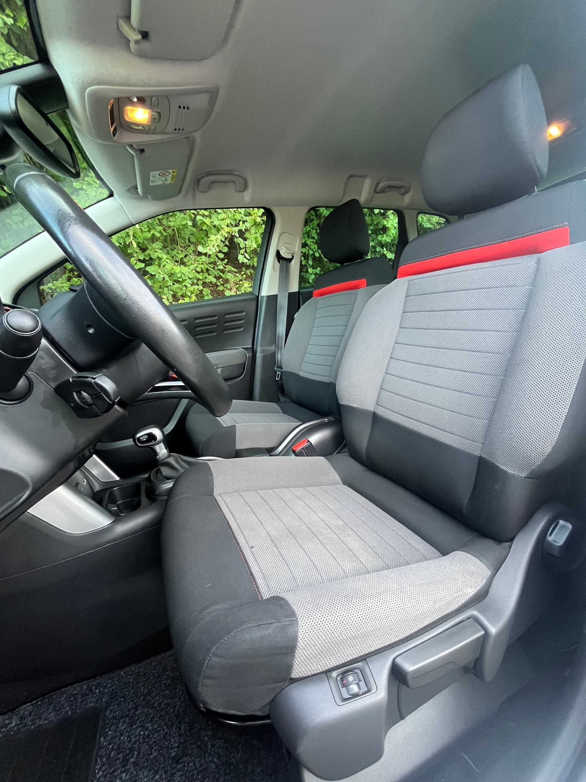 CITROEN C3 Aircross 1.2i PureTech Feel EAT-image-7
