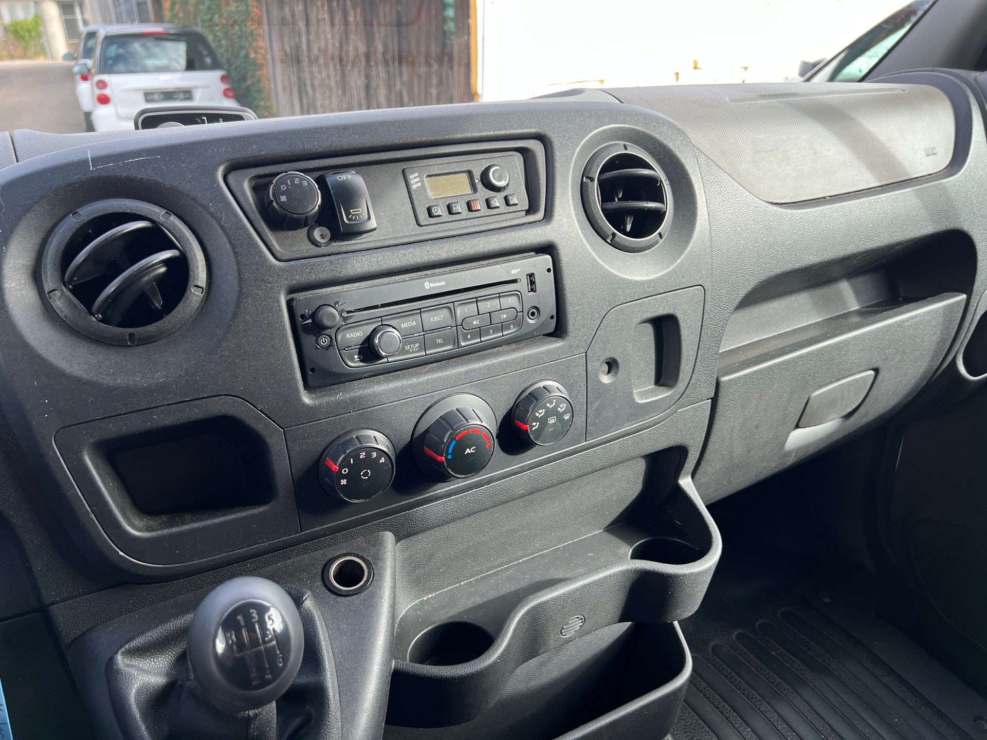 RENAULT Master 2.3dCi Bus 8 Plätze-image-13