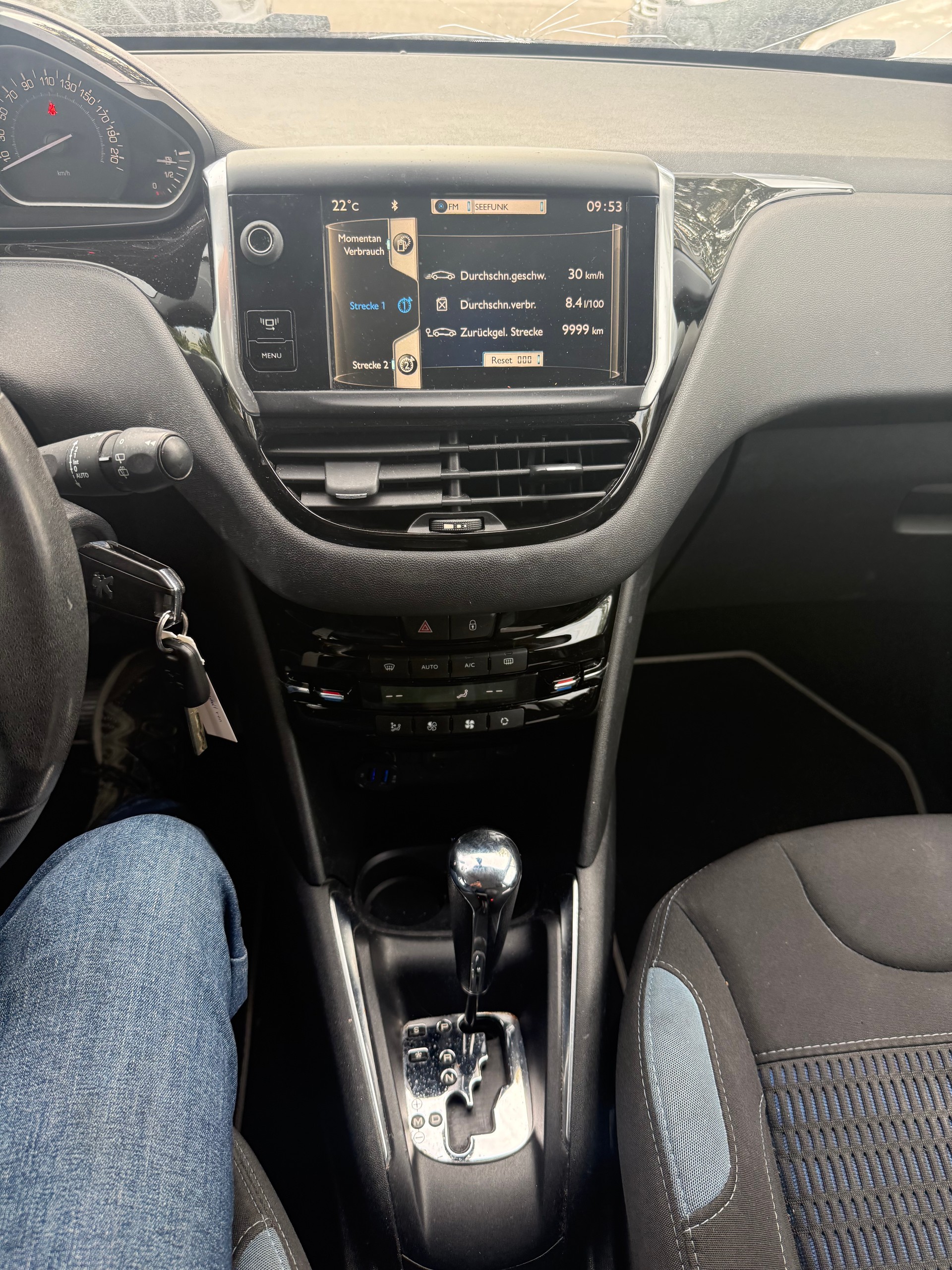 PEUGEOT 208 1.6 VTI Allure Automatik-image-14