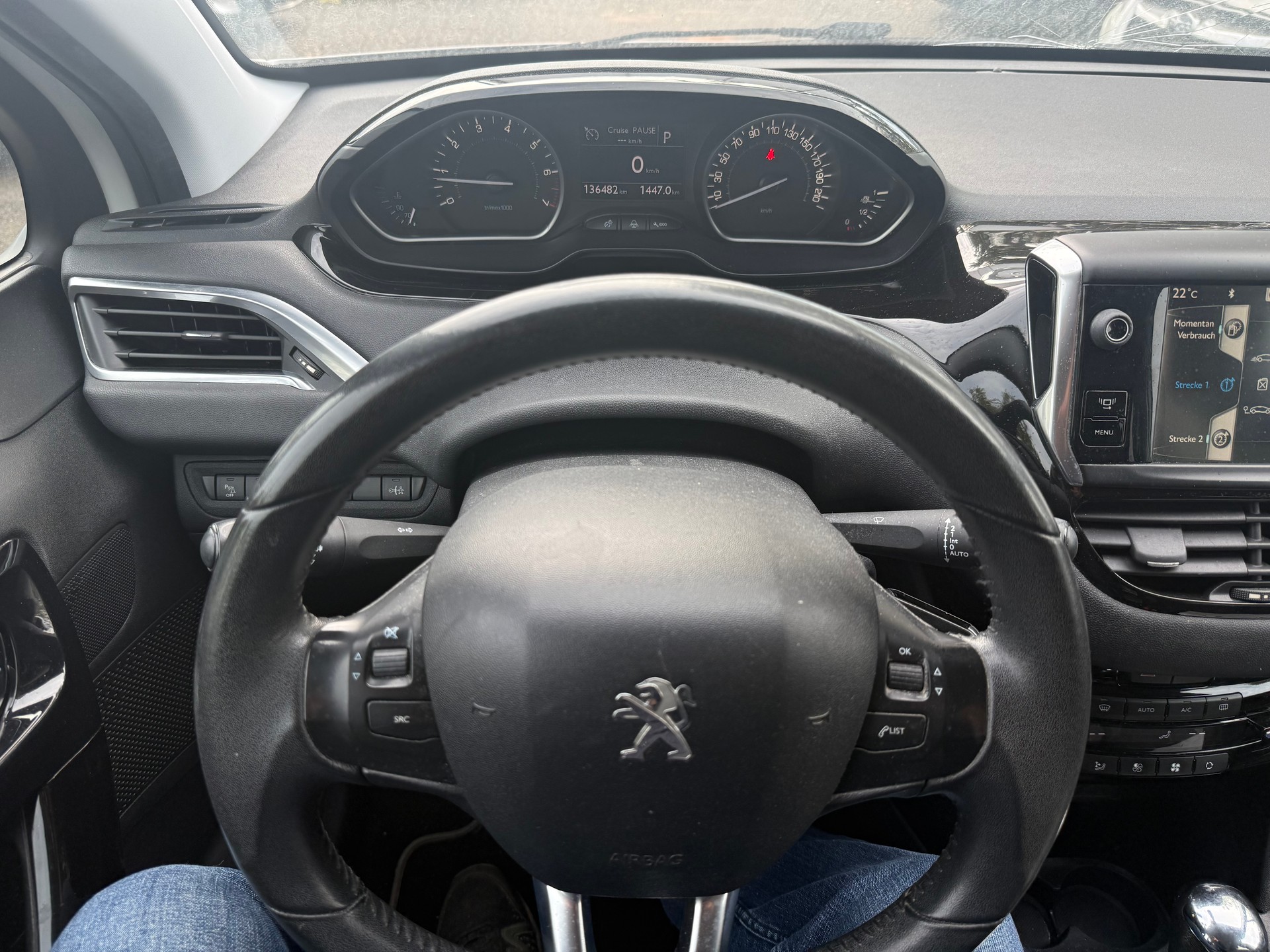 PEUGEOT 208 1.6 VTI Allure Automatik-image-12