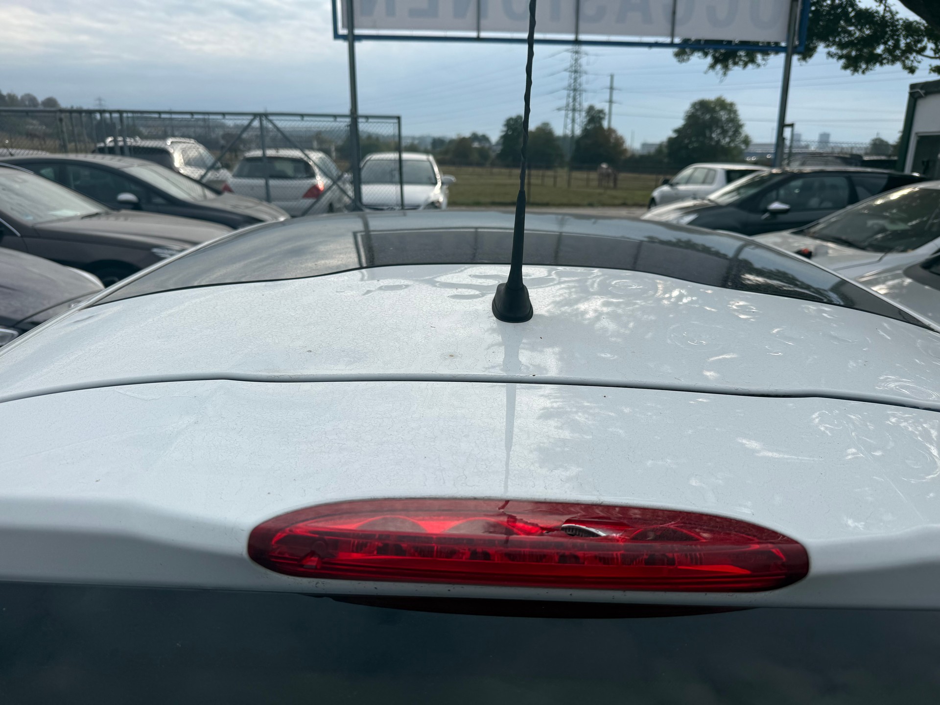 PEUGEOT 208 1.6 VTI Allure Automatik-image-5