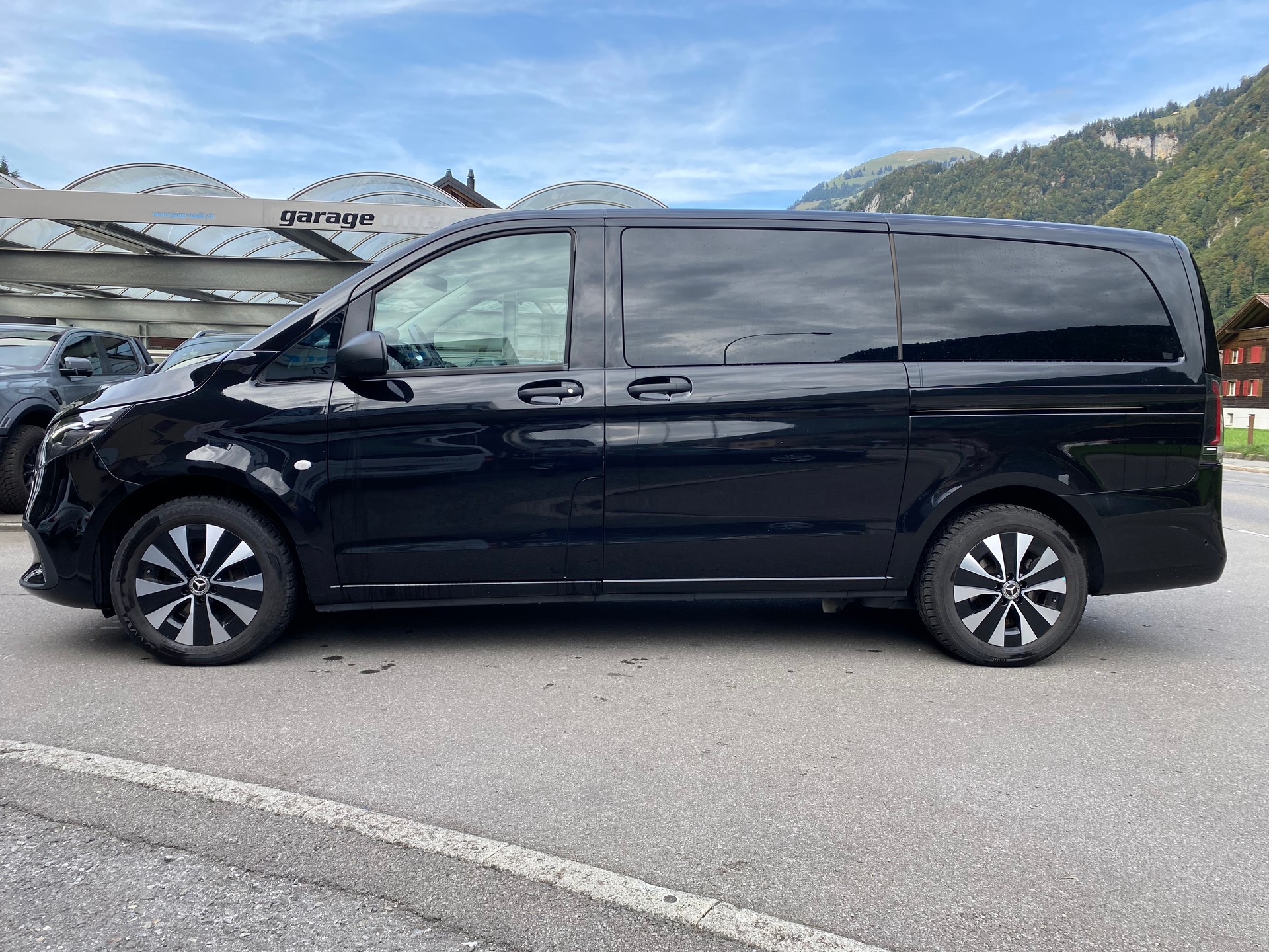 MERCEDES-BENZ Vito 116 CDI Lang Select Tourer 4Matic 9G-Tronic