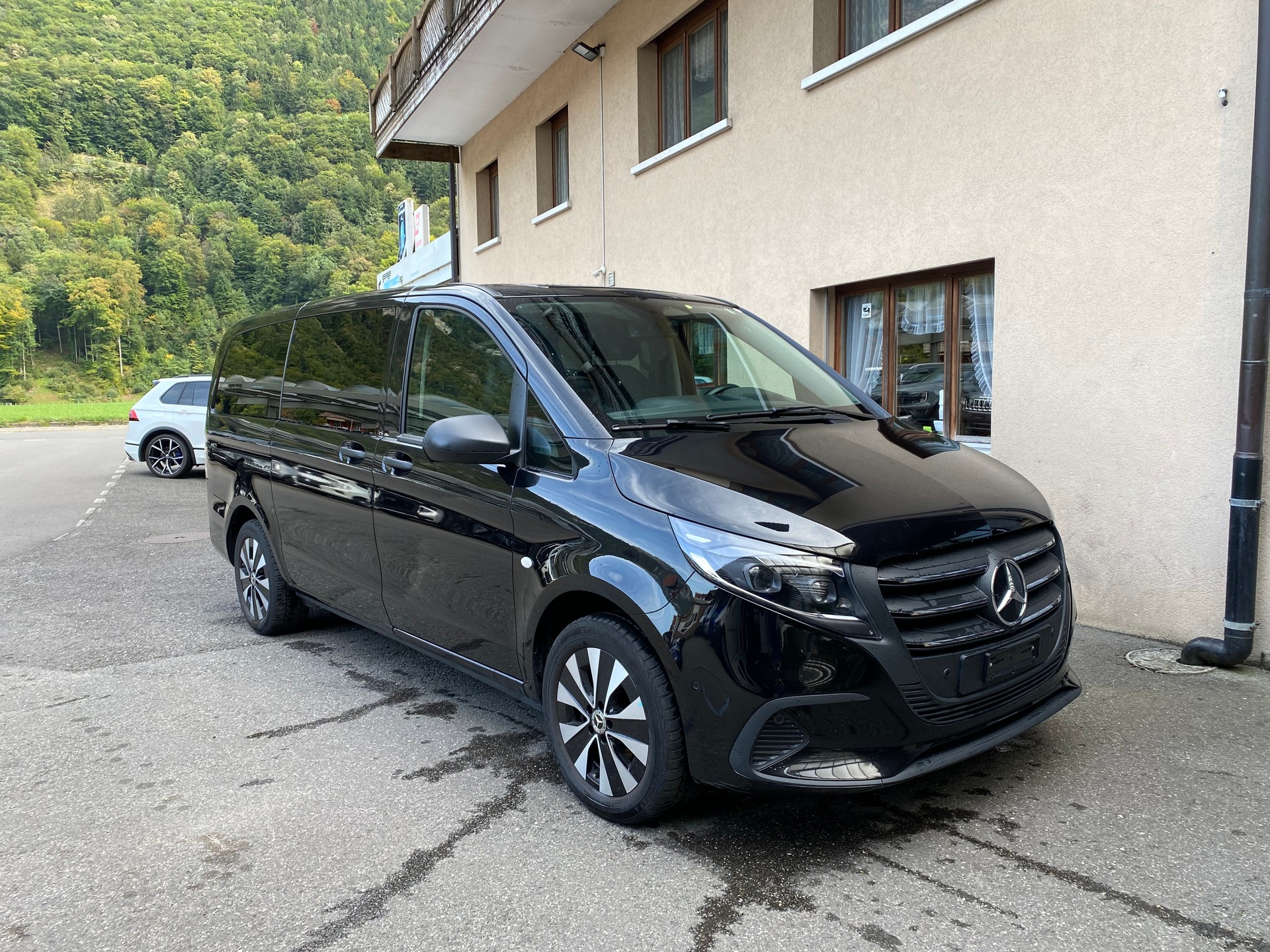 MERCEDES-BENZ Vito 116 CDI Lang Select Tourer 4Matic 9G-Tronic-image-11