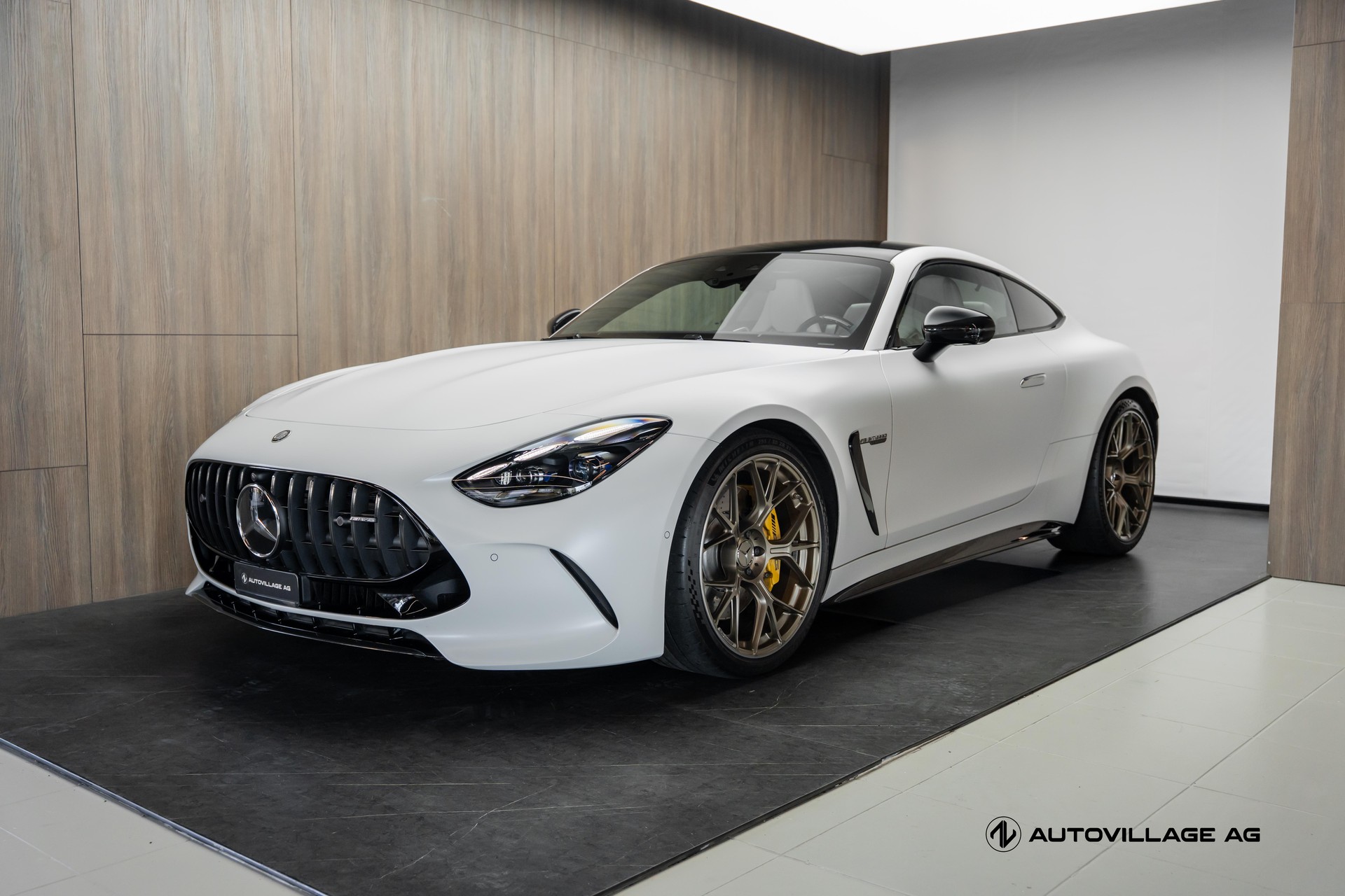 MERCEDES-BENZ AMG GT 63 4Matic+ Executive Edition-image-0