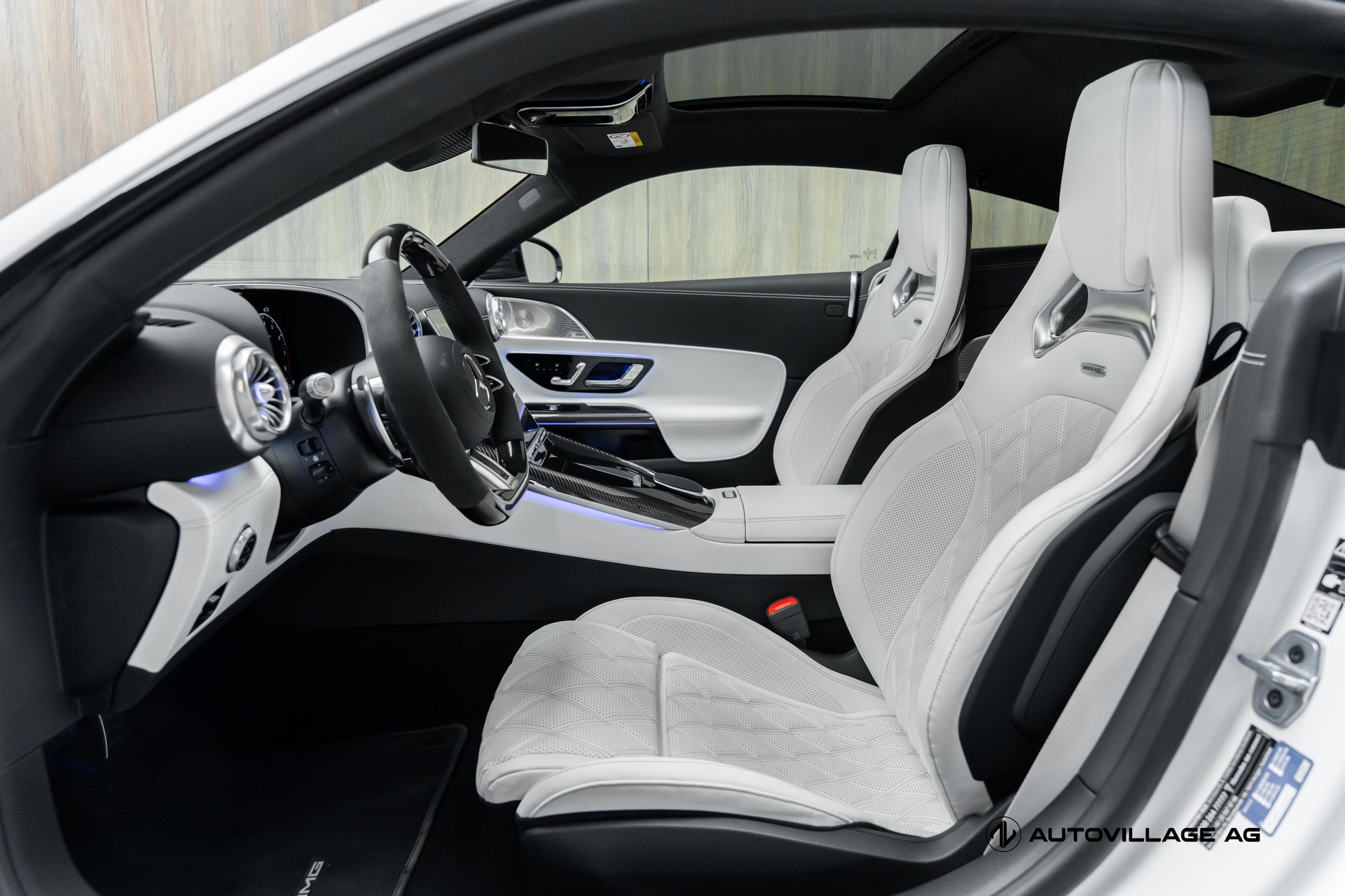 MERCEDES-BENZ AMG GT 63 4Matic+ Executive Edition-image-3