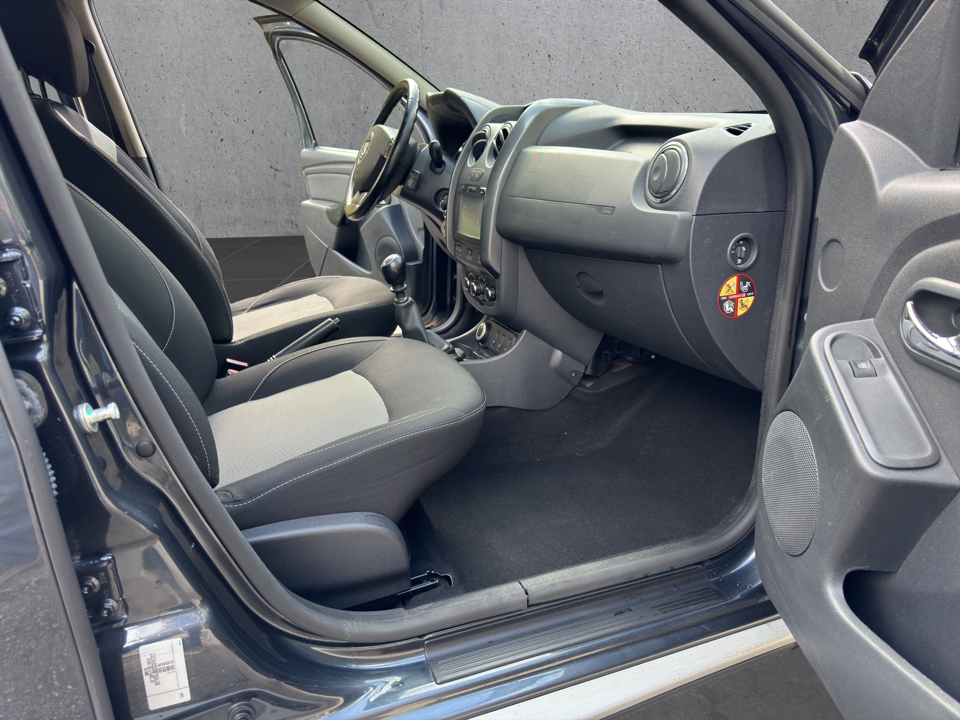 DACIA Duster 1.5 dCi Ambiance 4x4-image-12